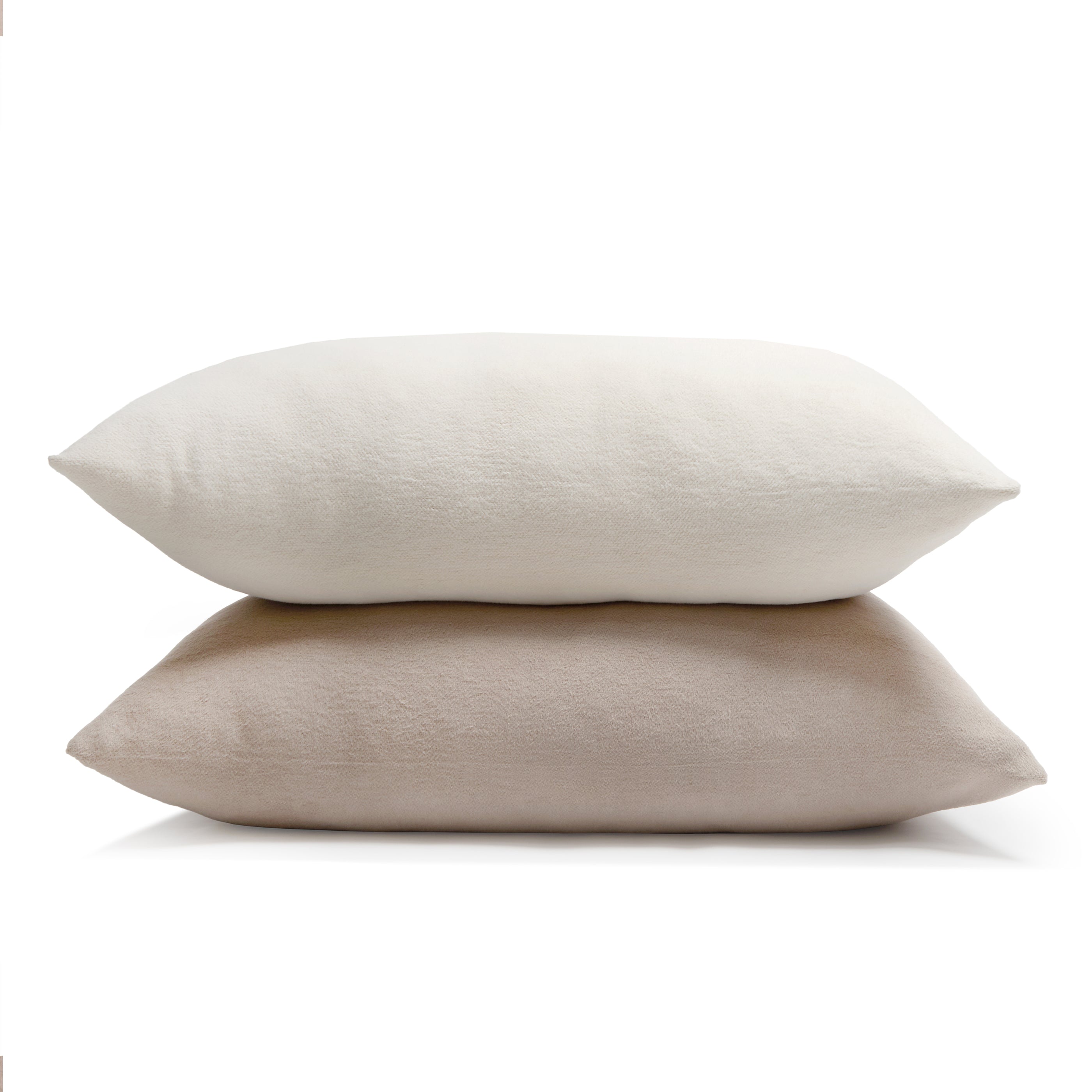 <p>Practical luxury does exist. The magic of Billie lies in our combed cotton, sourced in Portugal. The feel is the coziest of cashmeres, while the care is all cotton: machine wash-and-dry these pieces without fear.Our beloved oversized pillow, now in the softest Billie plush. Perfect for reading in bed, coffee in bed, and overall decadence.<br><br>- Made of 100% cotton.
- Insert included. Amethyst Home provides interior design, new construction, custom furniture, and area rugs in the Nashville metro area