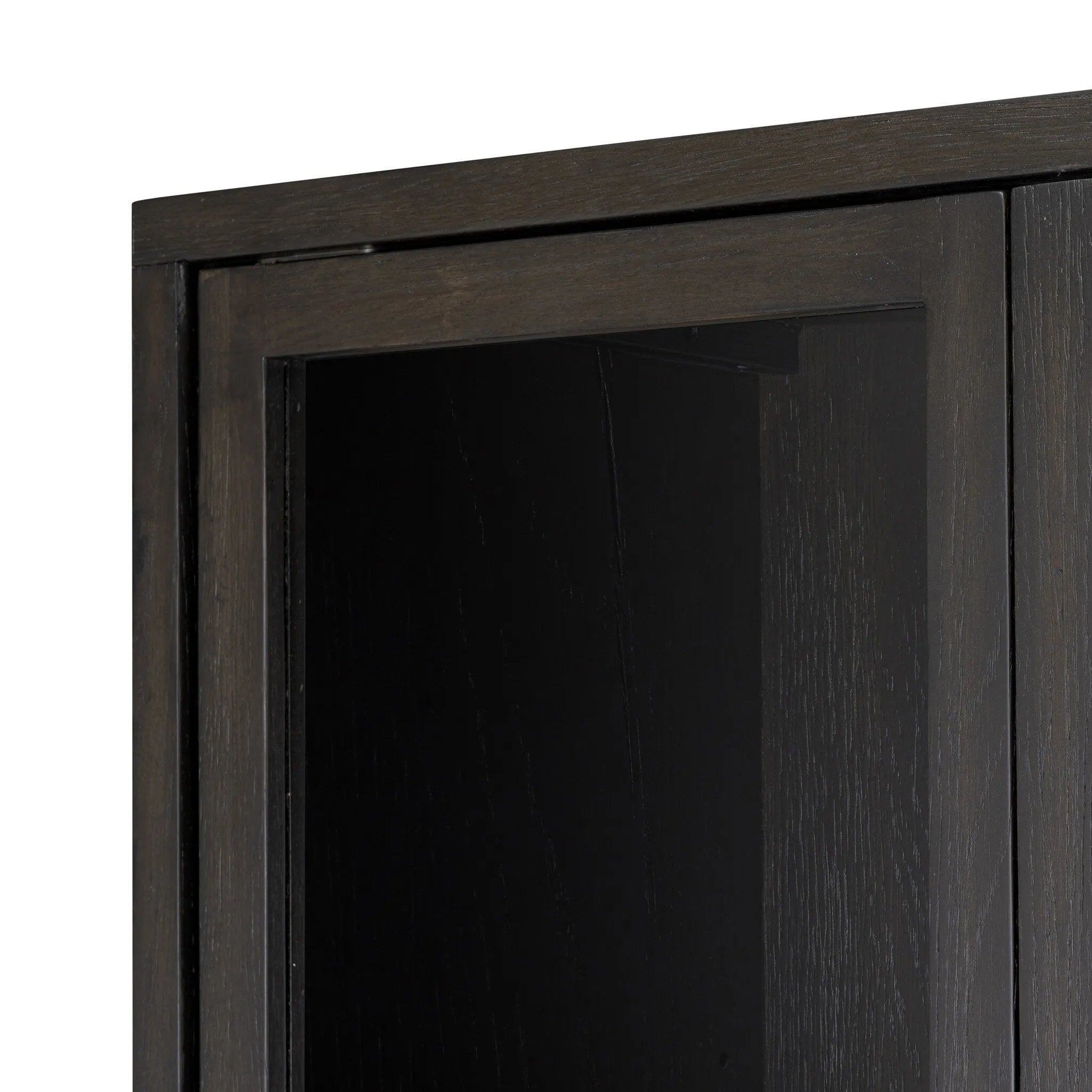 Amethyst Home provides interior design, new home construction design consulting, vintage area rugs, and lighting in the Calabasas metro area.