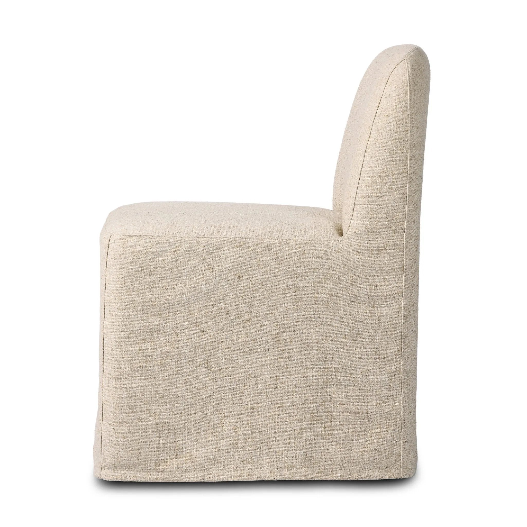 Amethyst Home provides interior design, new home construction design consulting, vintage area rugs, and lighting in the Miami metro area.