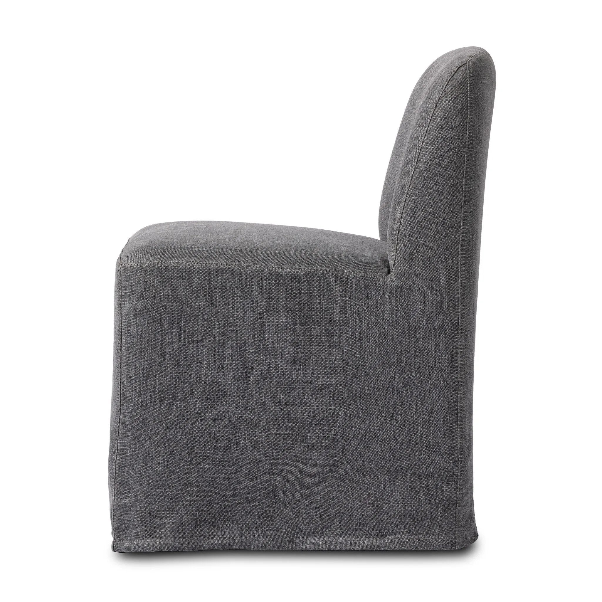 Amethyst Home provides interior design, new home construction design consulting, vintage area rugs, and lighting in the Calabasas metro area.