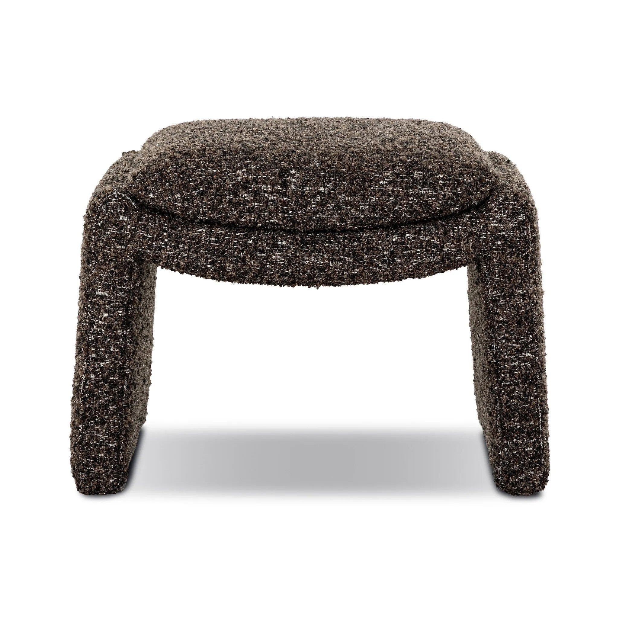 Amethyst Home provides interior design, new home construction design consulting, vintage area rugs, and lighting in the Laguna Beach metro area.