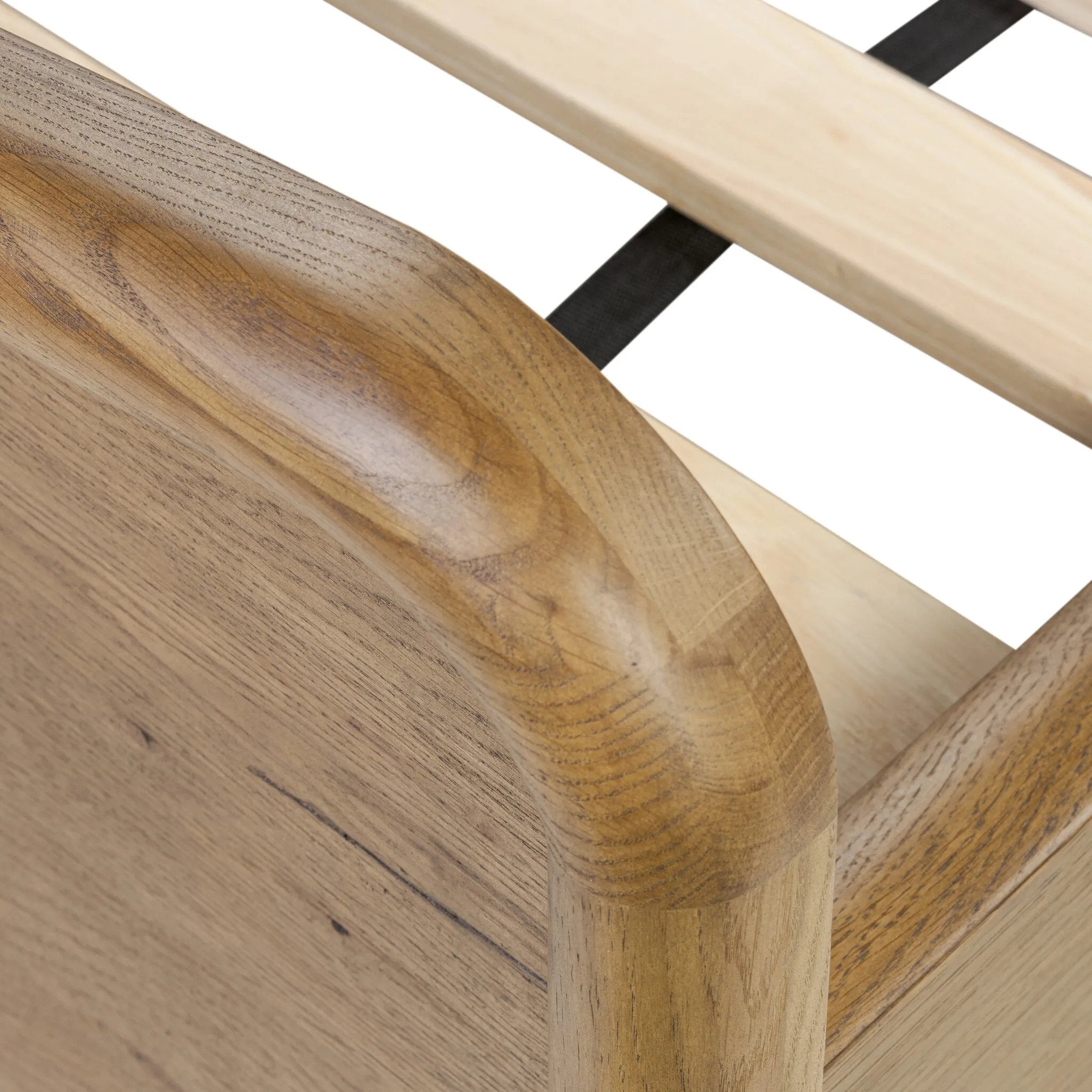 Amethyst Home provides interior design, new home construction design consulting, vintage area rugs, and lighting in the Calabasas metro area.