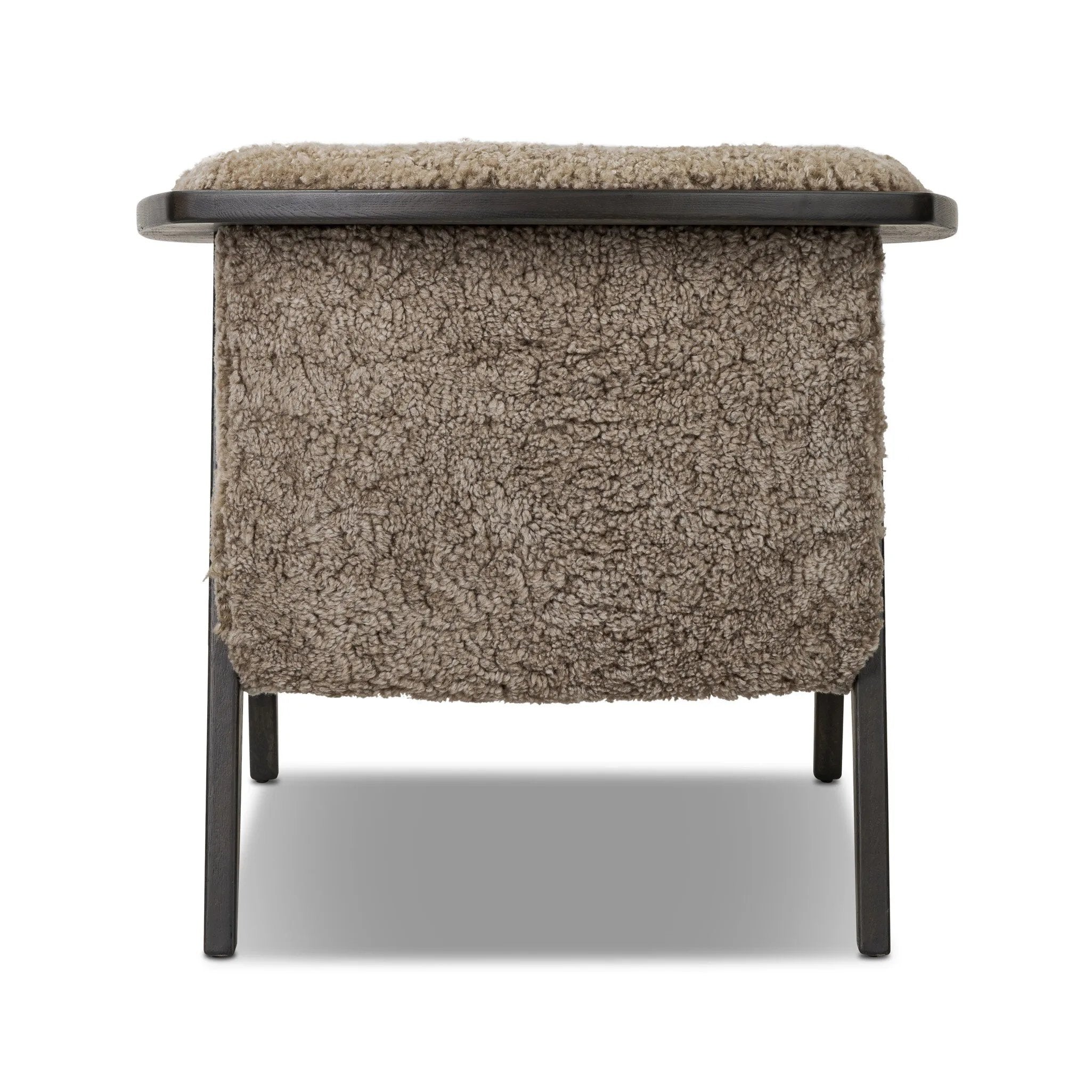 Amethyst Home provides interior design, new home construction design consulting, vintage area rugs, and lighting in the Winter Garden metro area.