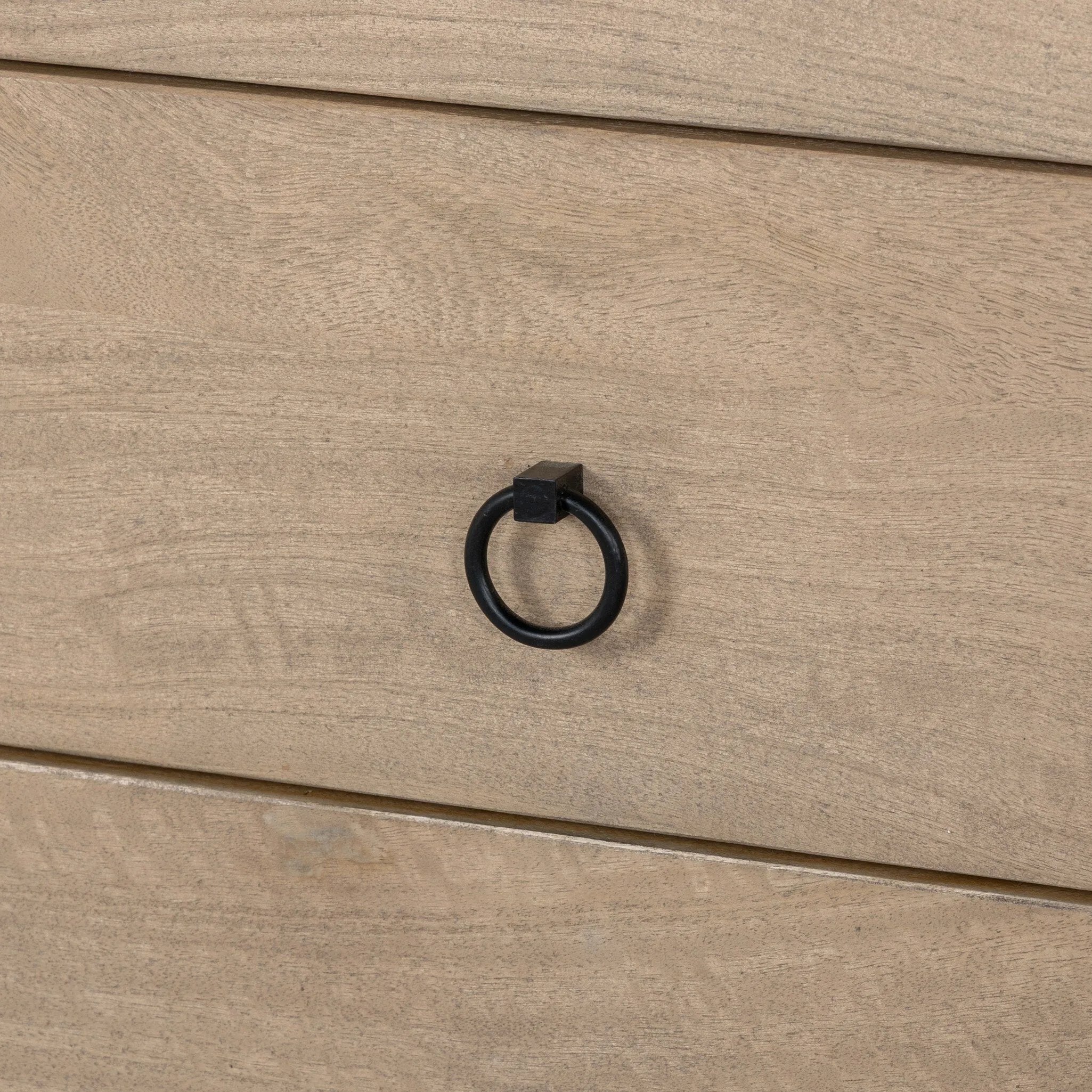 Amethyst Home provides interior design, new home construction design consulting, vintage area rugs, and lighting in the Portland metro area.