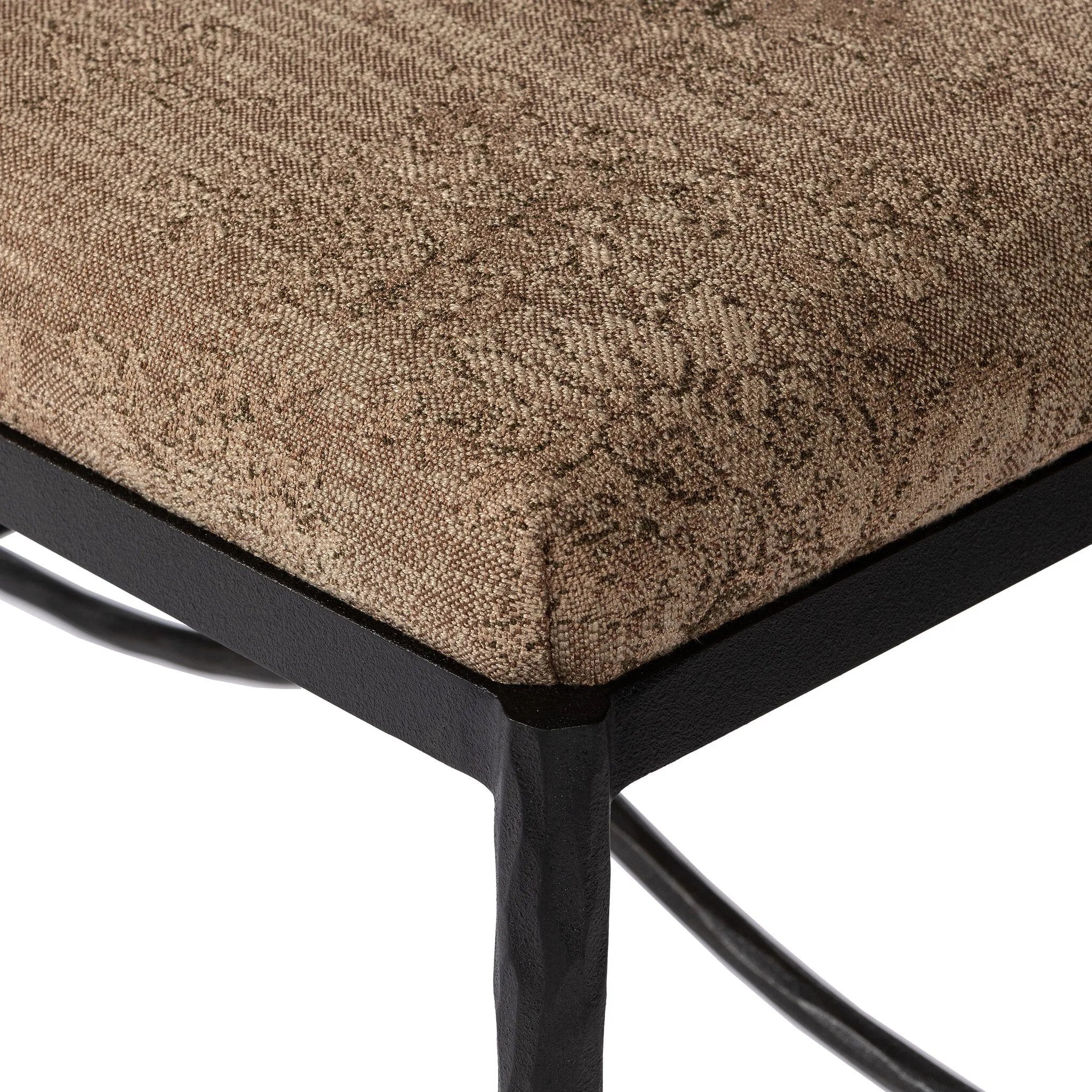 Amethyst Home provides interior design, new home construction design consulting, vintage area rugs, and lighting in the Des Moines metro area.