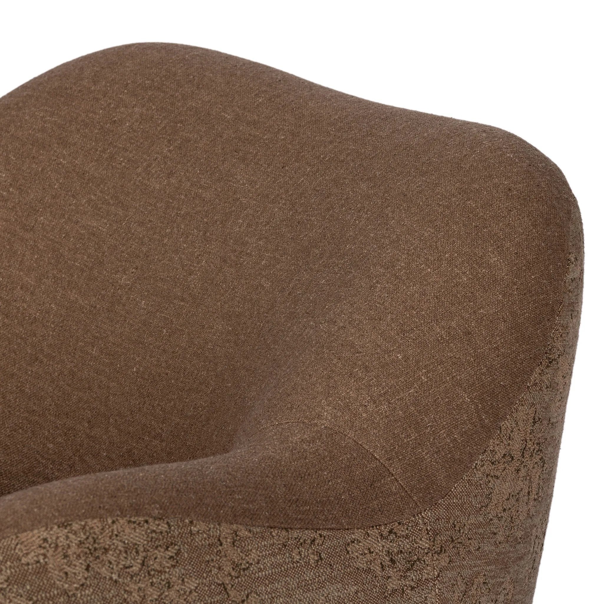 Amethyst Home provides interior design, new home construction design consulting, vintage area rugs, and lighting in the Los Angeles metro area.