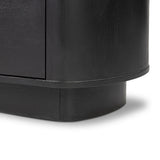 Amethyst Home provides interior design, new home construction design consulting, vintage area rugs, and lighting in the Calabasas metro area.