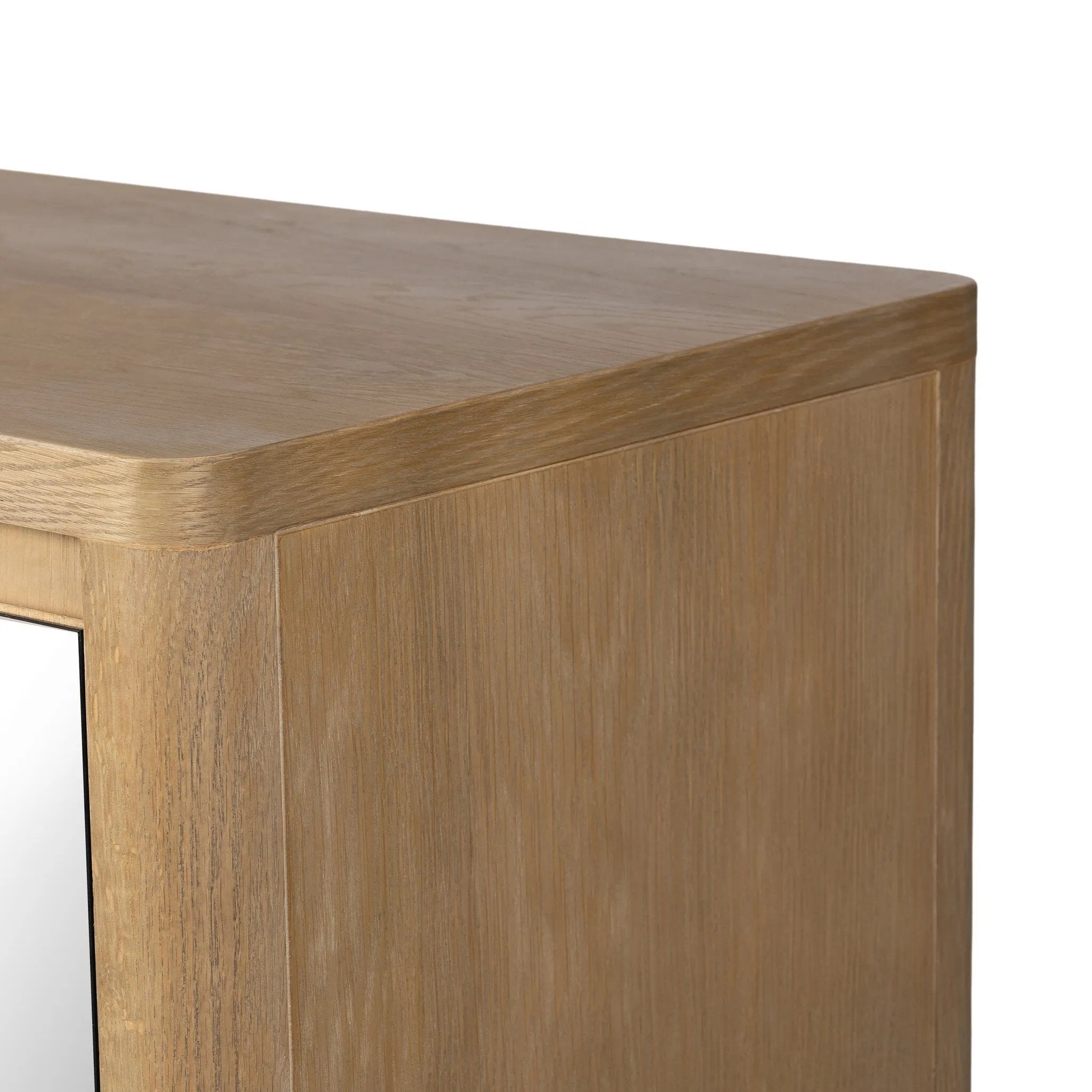 Amethyst Home provides interior design, new home construction design consulting, vintage area rugs, and lighting in the Newport Beach metro area.