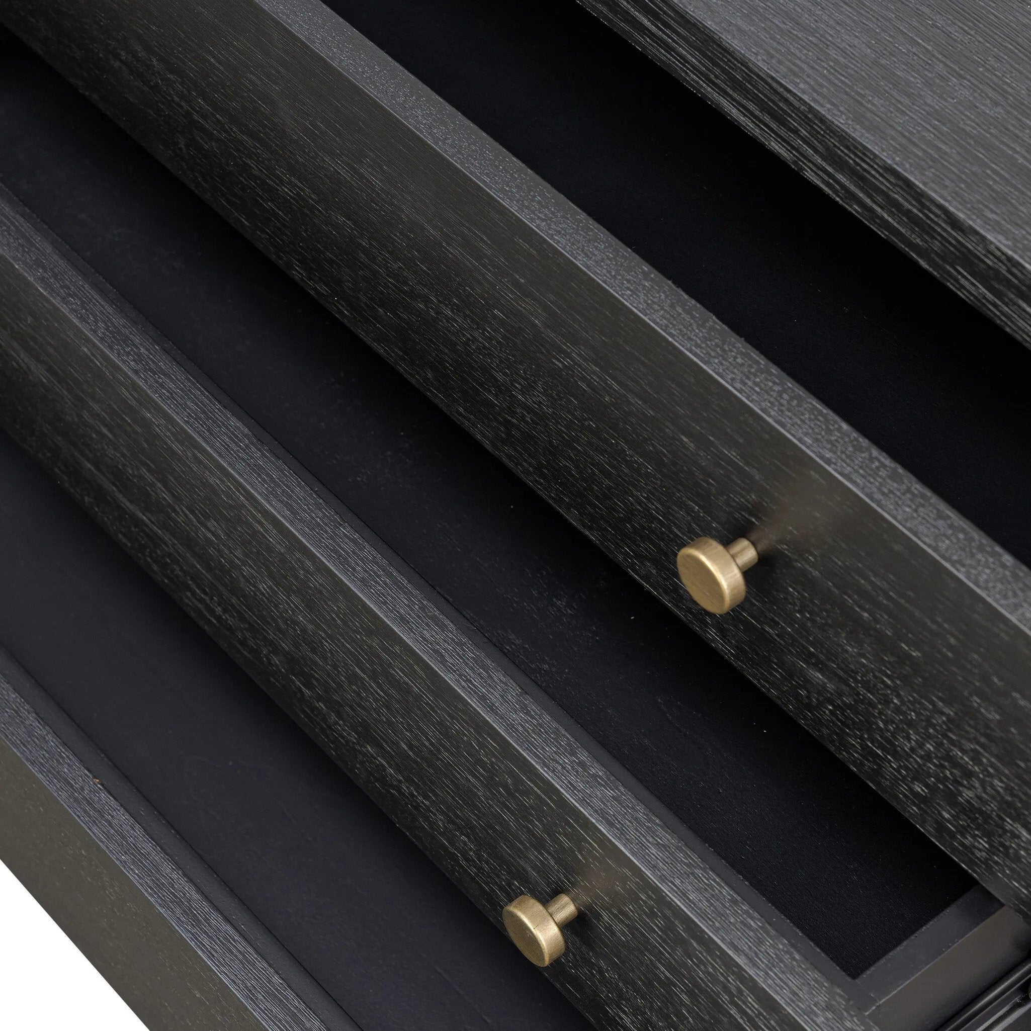 Amethyst Home provides interior design, new home construction design consulting, vintage area rugs, and lighting in the Austin metro area.