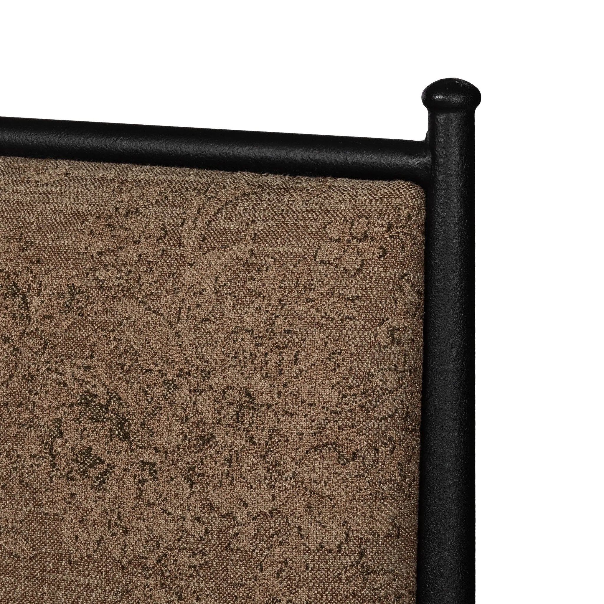 Amethyst Home provides interior design, new home construction design consulting, vintage area rugs, and lighting in the Omaha metro area.