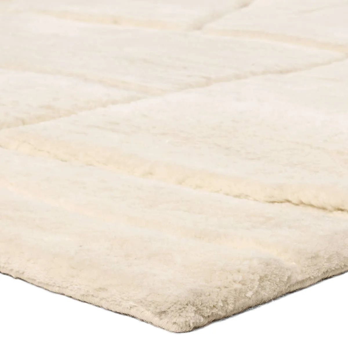 Featuring Jamun Hand-Knotted Rug by Jaipur Living at Amethyst Home. Embrace clean, simple elegance with the Ameln Jamun. As artisans knot each strand by hand, they weave in modern, centric lines that balance Moroccan heritage with contemporary edge. Made from lush New Zealand wool, the Jamun rug offers delicious dimension and a cloud-like texture, offering comf. Amethyst Home provides interior design, new home construction design consulting, vintage area rugs, and lighting in the Miami metro area.