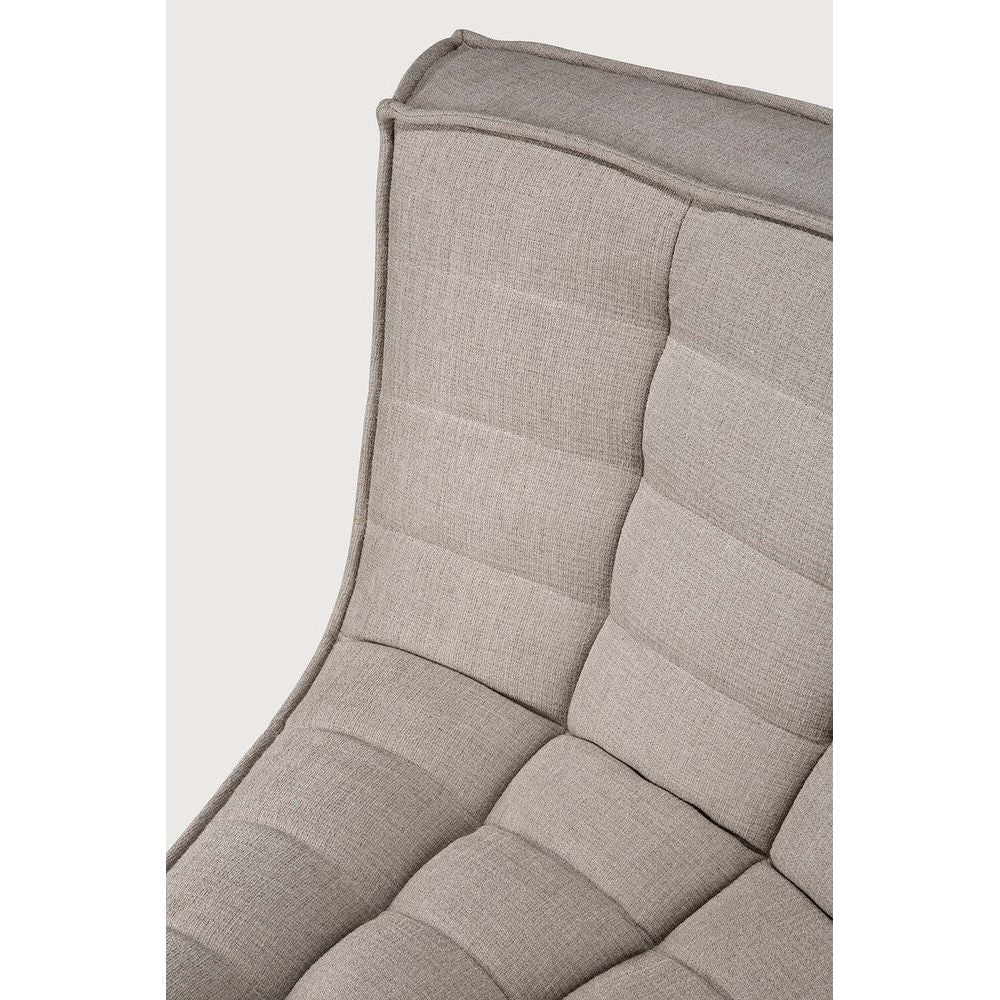 Featuring N701 Ecru 45° Round Corner Modular Sofa Piece by Ethnicraft at Amethyst Home. The N701 sofa is an inviting design that oozes comfort and relaxation. By combining the different modules and sizes, you have unlimited possibilities when it comes to creating your own unique setting.Weight : 30 lbs Dimensions: 39" W x 33" L x 30" H. Amethyst Home provides interior design, new construction, custom furniture, and area rugs in the Miami metro area