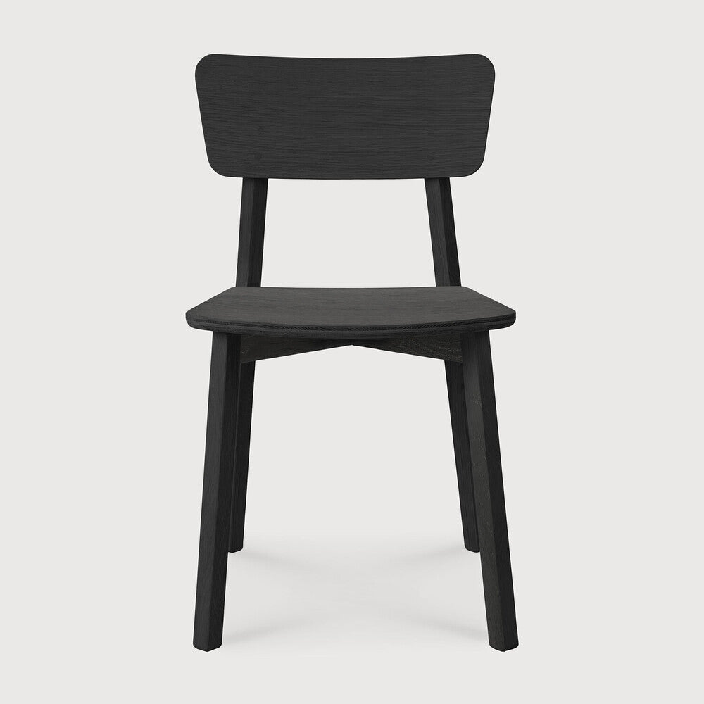 Featuring Casale Dining Chair Oak Black by Ethnicraft at Amethyst Home. Designed by Studio Kaschkasch, the Casale chair boasts straight lines to form a smooth, delicate shape, and the effortless design makes the graceful chair an adaptable piece.
Dimensions: 20.5"d x 18.5"w x 31.5"h
Finish : VarnishedFloor Protector : YesMain Material : OakSolid wood : Yes
For . Amethyst Home provides interior design, new home construction design consulting, vintage area rugs, and lighting in the Miami metro area.