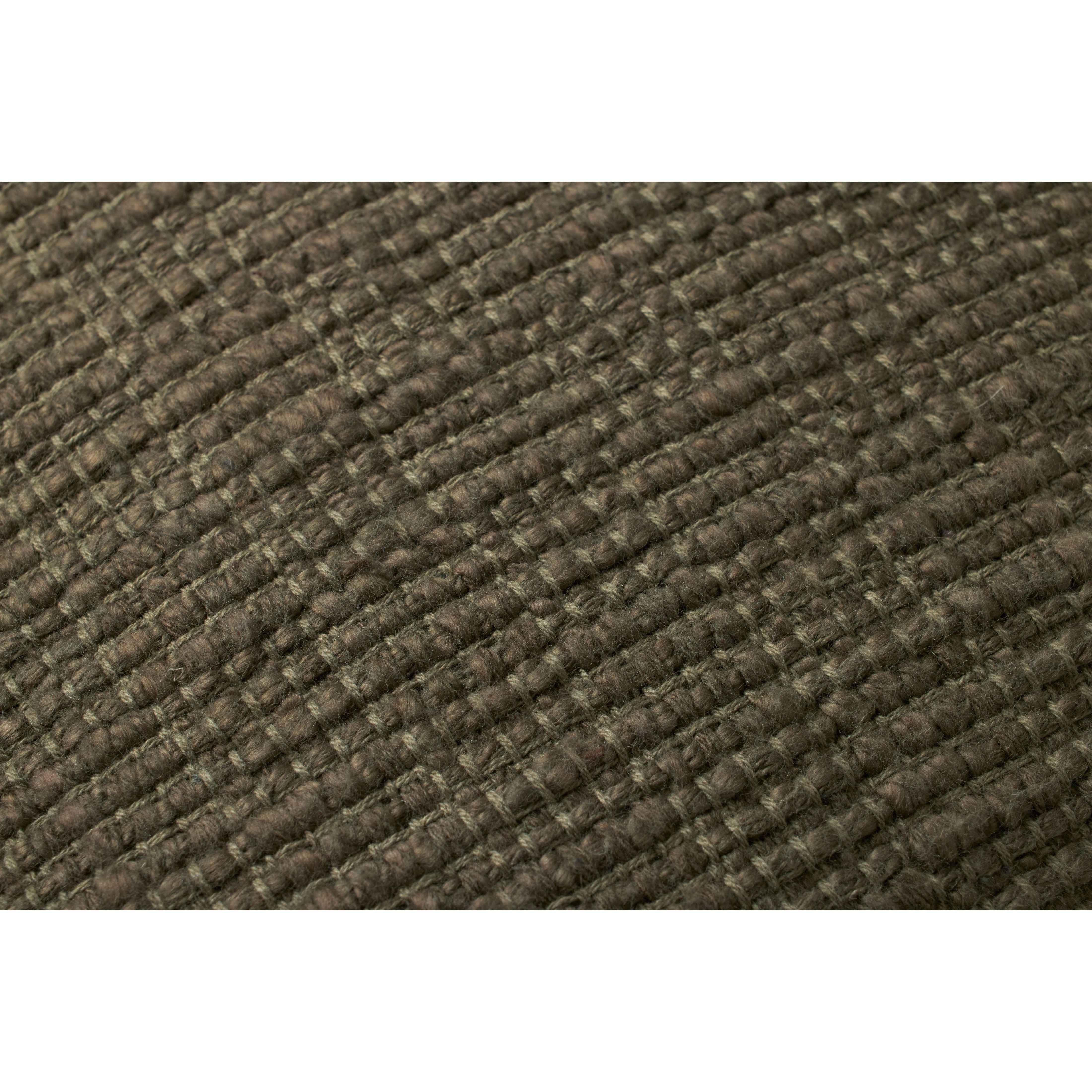 Featuring Meadowlark Dark Green Pillow by Loloi at Amethyst Home. This pillow was curated to celebrate a wabi sabi, handmade design aesthetic.
Closure: Hidden FlapEdge Treatment: FringeBack Color: Green. Amethyst Home provides interior design, new home construction design consulting, vintage area rugs, and lighting in the Des Moines metro area.