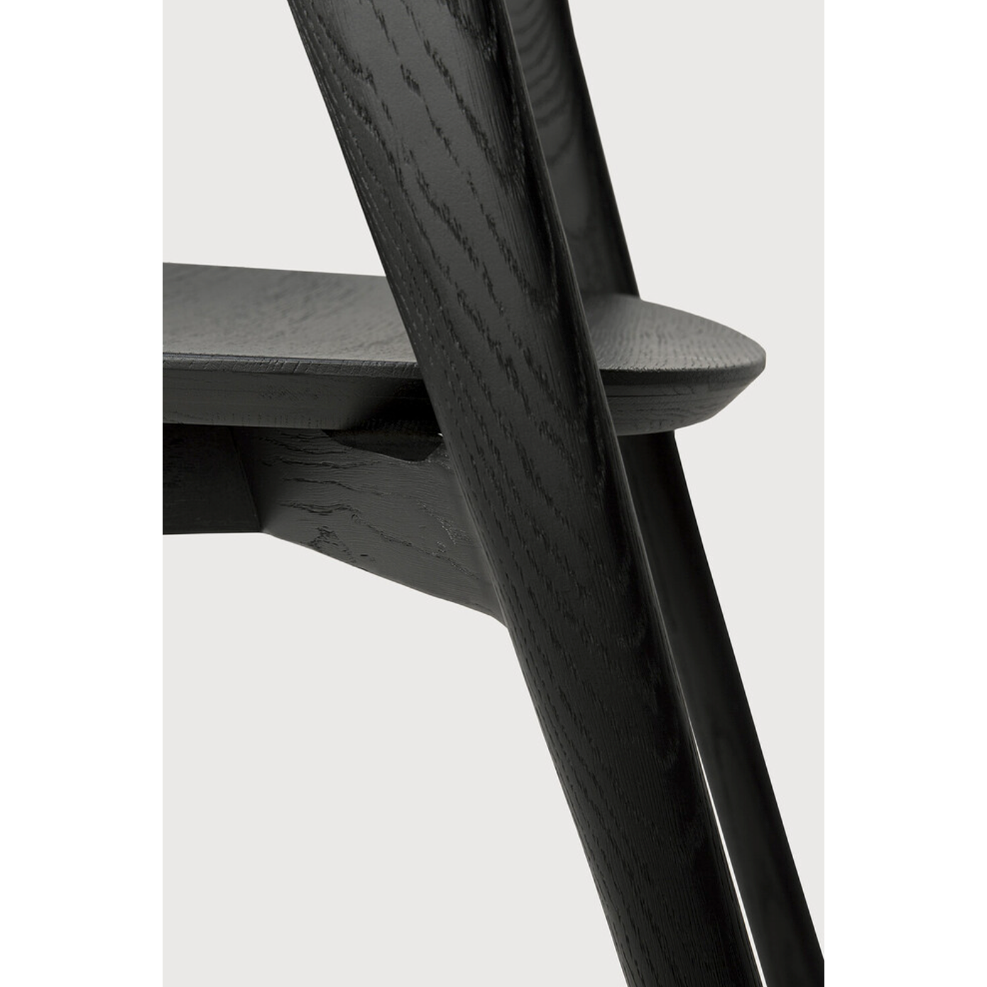 Featuring Oak Bok Dining Chair - Black by Ethnicraft at Amethyst Home. This Oak Bok Dining Chair features an airy shape with rock-solid construction,  making this piece a timeless and remarkable design to enjoy for years to come. Pair with a dining table or stand-alone against a wall, hallway, or end of the bed! Designed by Alain can Havre
Dimensions: 20.  Amethyst Home provides interior design, new home construction design consulting, vintage area rugs, and lighting in the Los Angeles metro area.