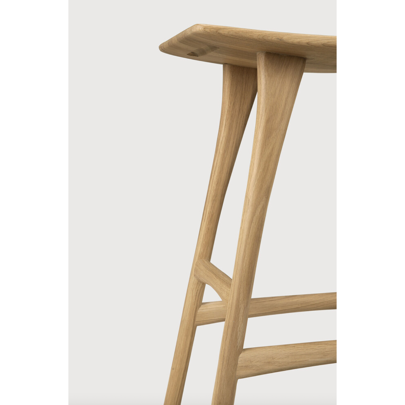 Featuring Oak Osso Counter Stool by Ethnicraft at Amethyst Home. We love the versatility of this Oak Osso Counter Stool.  A sleek piece to add in your bar area, kitchen island, or a standing desk stool. 
Dimensions: 22.5"w x 14.5"d x 24.5"hSeat Height: 23"Material: Oak, 100% Solid WoodFinish: Oiled
For regular dusting use a dry cloth. For cleaning or in ca.  Amethyst Home provides interior design, new home construction design consulting, vintage area rugs, and lighting in the Calabasas metro area.