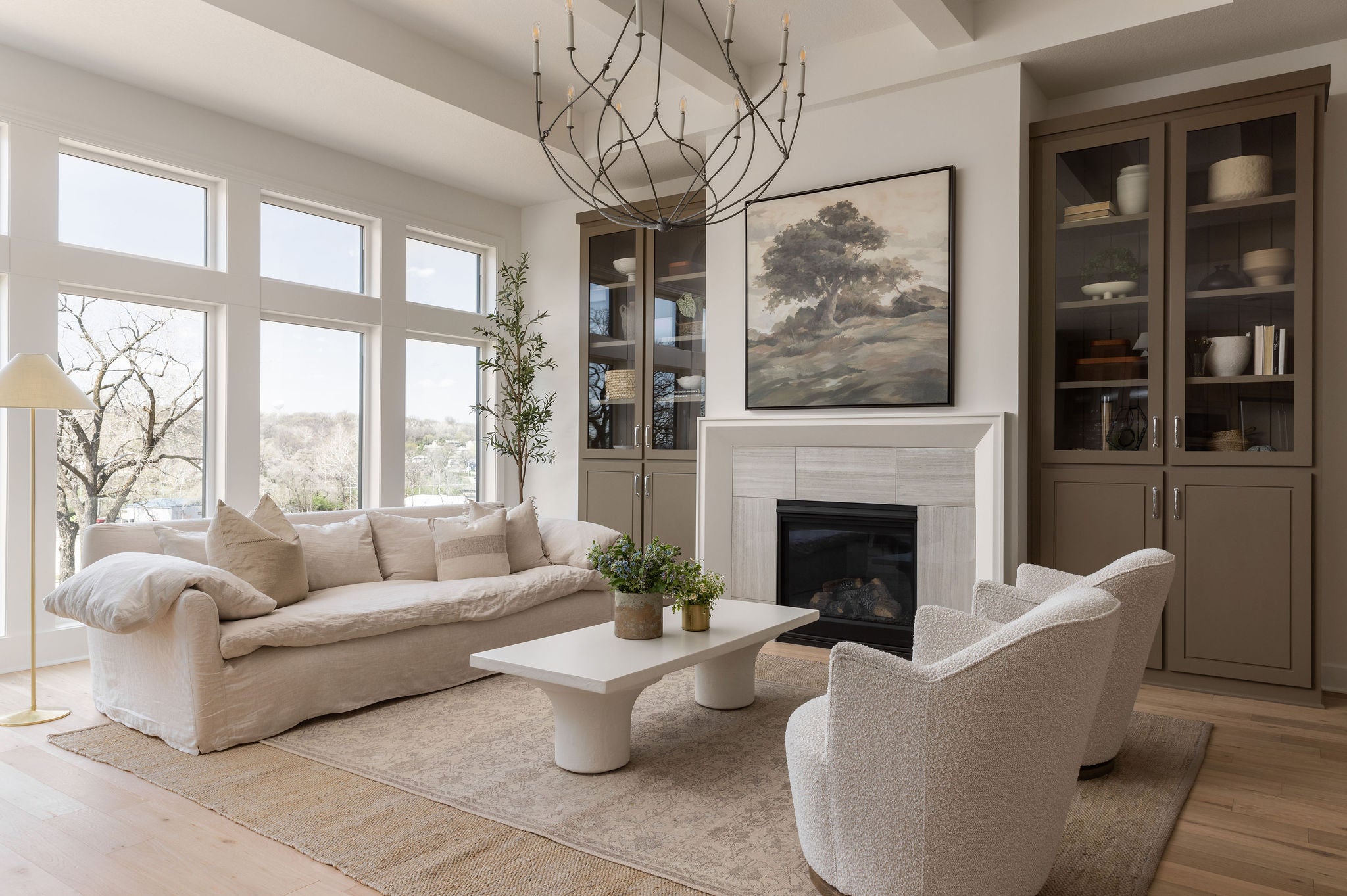 Home Tour: Behind the Modern Cottage Aesthetic