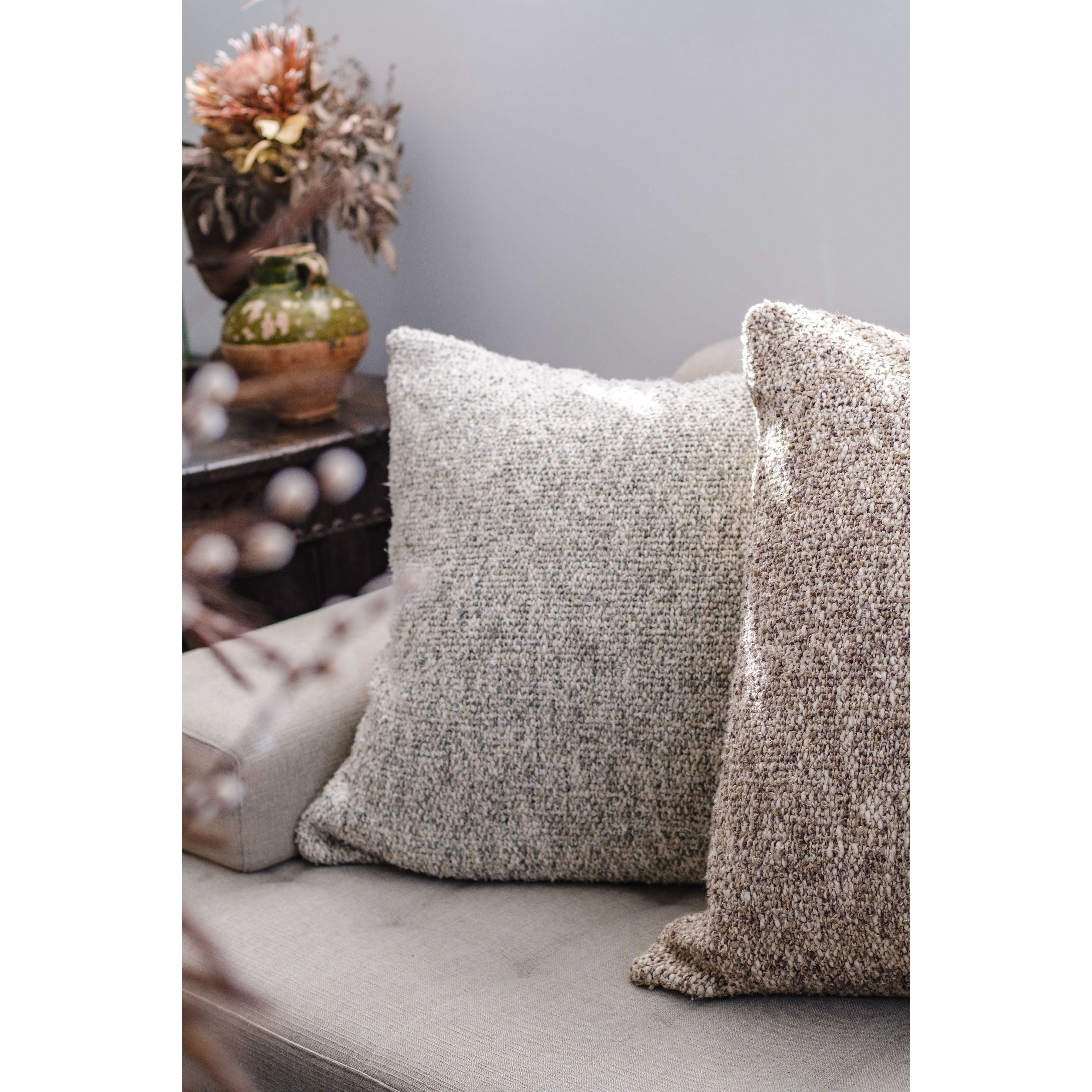  Amethyst Home provides interior design, new construction, custom furniture, and area rugs in the Laguna Beach metro area