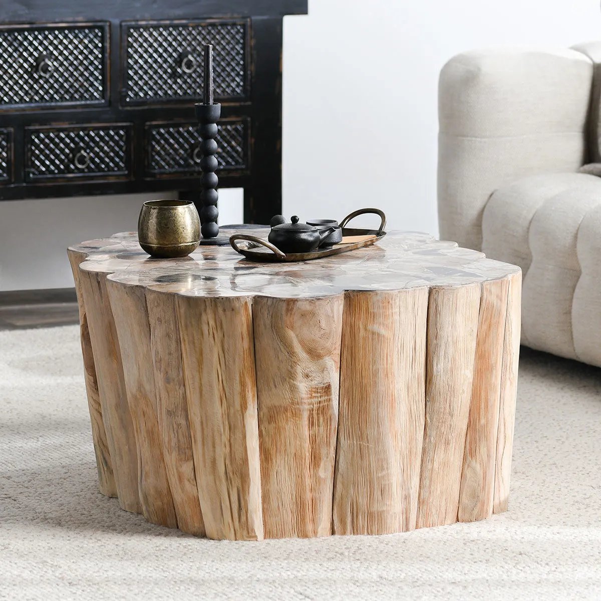  Amethyst Home provides interior design, new home construction design consulting, vintage area rugs, and lighting in the Seattle metro area.
