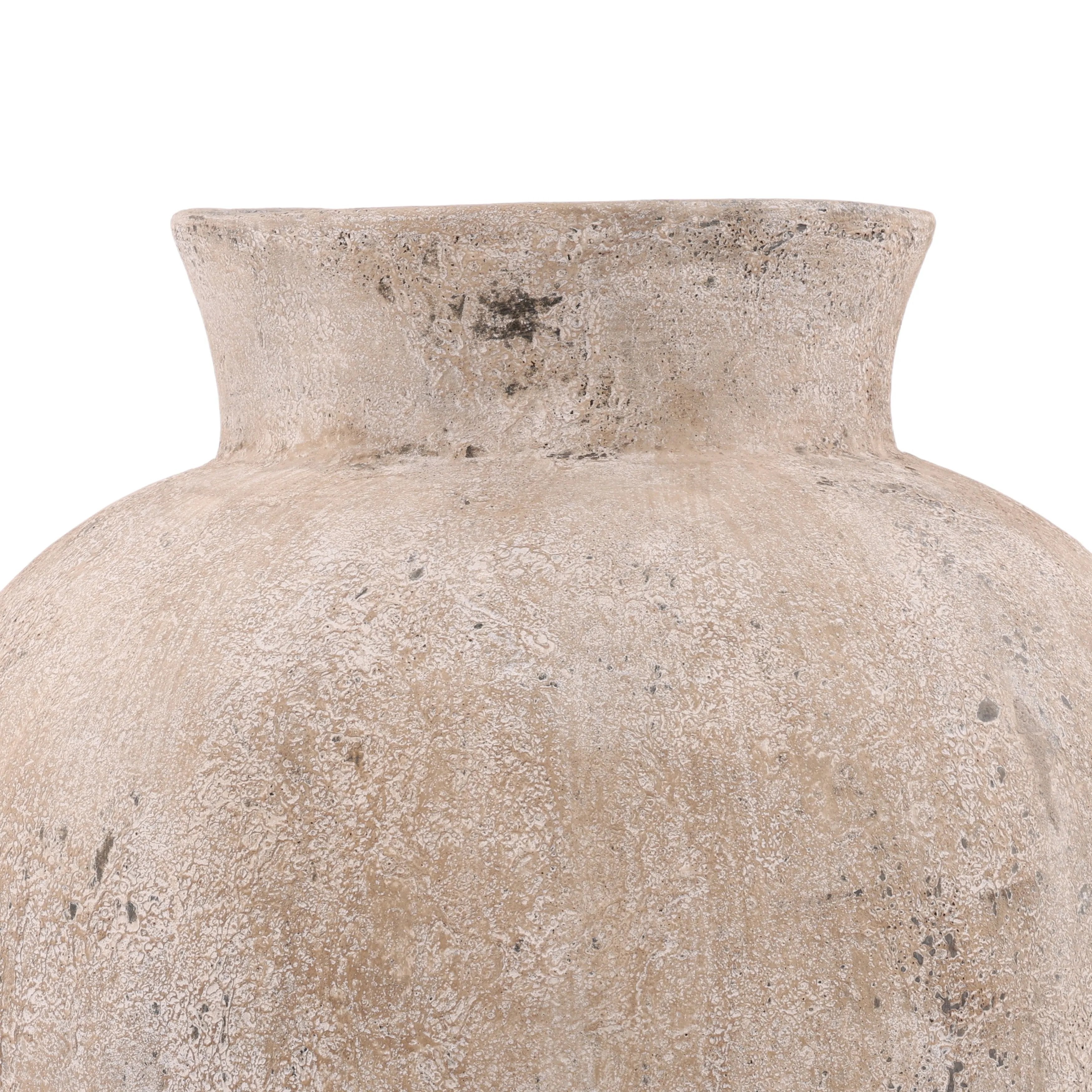 As enthusiasts of clean materials at Amethyst, we love the warm modern inspired Distressed Pot. This item pairs well with other brands such as Visual Comfort and is perfect for minimalist homes Amethyst Home provides interior design, new home construction design consulting, vintage area rugs, and lighting in the Laguna Beach metro area.
