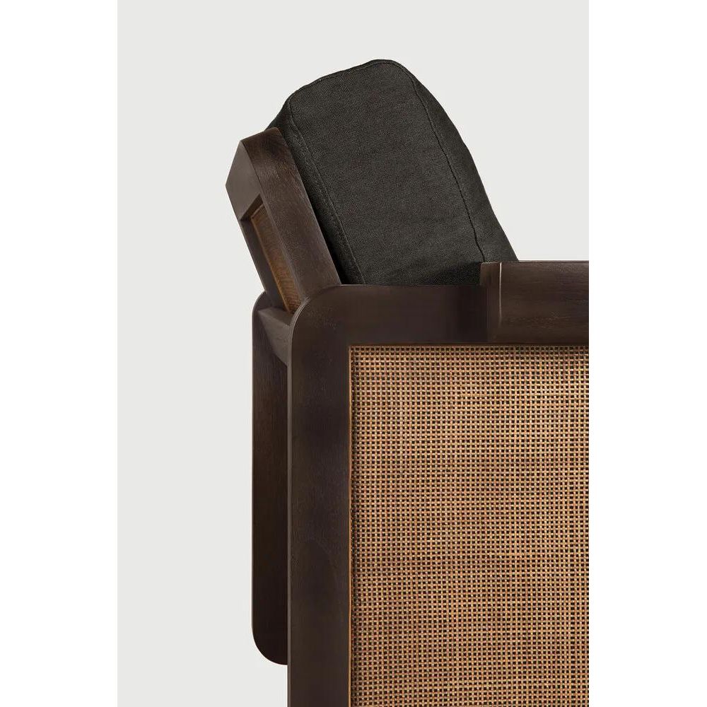 Bring effortless comfort and natural elegance into your space with the Panel collection. Designed by Jacques Deneef, this statement range balances generous proportions with refined functionality. A thoughtful mix of materials and striking geometric forms gives the collection a timeless appeal. Amethyst Home provides interior design, new home construction design consulting, vintage area rugs, and lighting in the Los Angeles metro area.