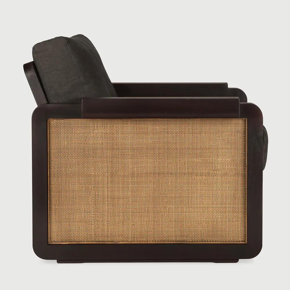 Bring effortless comfort and natural elegance into your space with the Panel collection. Designed by Jacques Deneef, this statement range balances generous proportions with refined functionality. A thoughtful mix of materials and striking geometric forms gives the collection a timeless appeal. Amethyst Home provides interior design, new home construction design consulting, vintage area rugs, and lighting in the Tampa metro area.