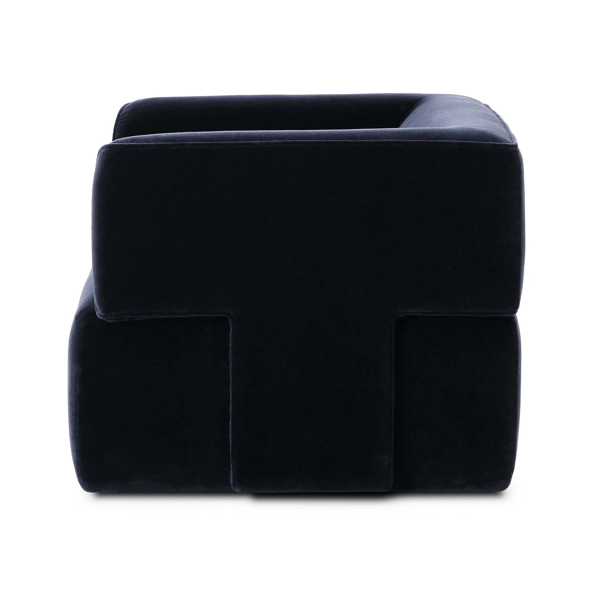 As fans of modern style at Amethyst, we love the nature inspired Pacey Swivel Chair - Monte Navy. This item pairs well with other brands such as Loloi Rugs and is perfect for coastal homes Amethyst Home provides interior design, new home construction design consulting, vintage area rugs, and lighting in the Omaha metro area.