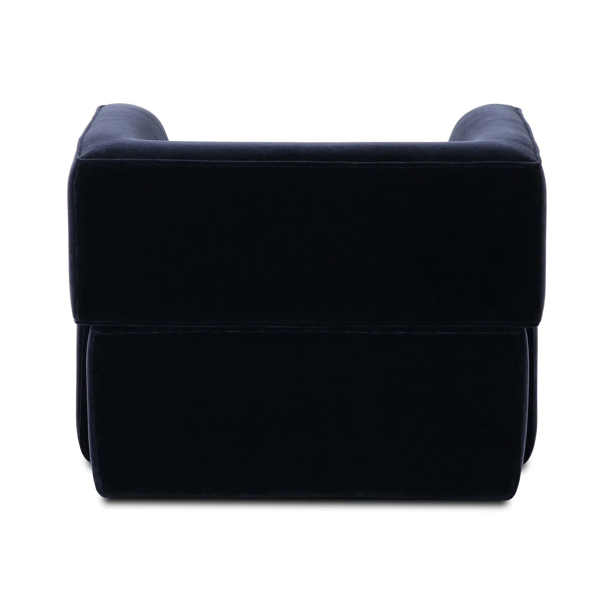 As fans of modern style at Amethyst, we love the nature inspired Pacey Swivel Chair - Monte Navy. This item pairs well with other brands such as Loloi Rugs and is perfect for coastal homes Amethyst Home provides interior design, new home construction design consulting, vintage area rugs, and lighting in the Park City metro area.