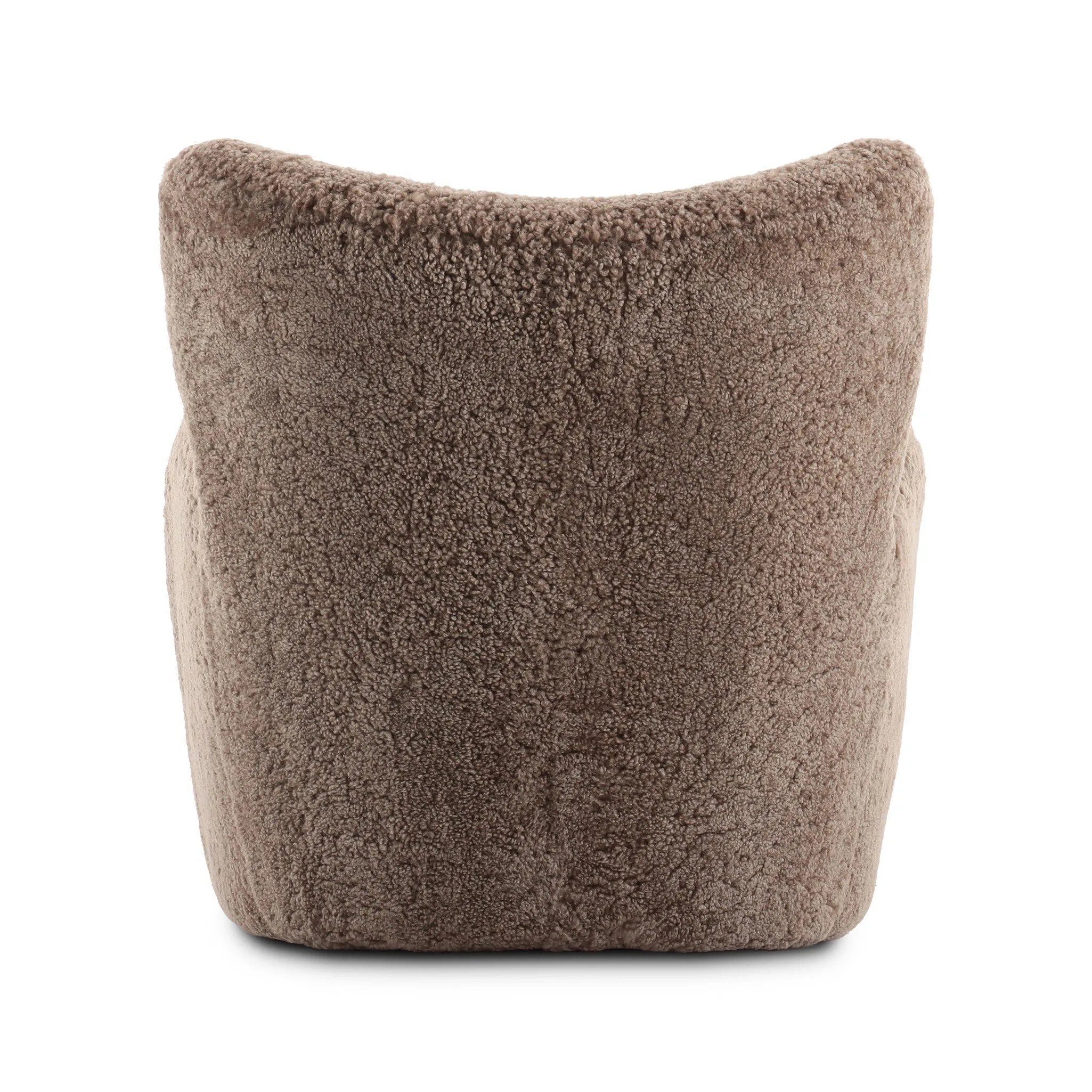  Amethyst Home provides interior design, new home construction design consulting, vintage area rugs, and lighting in the Washington metro area.