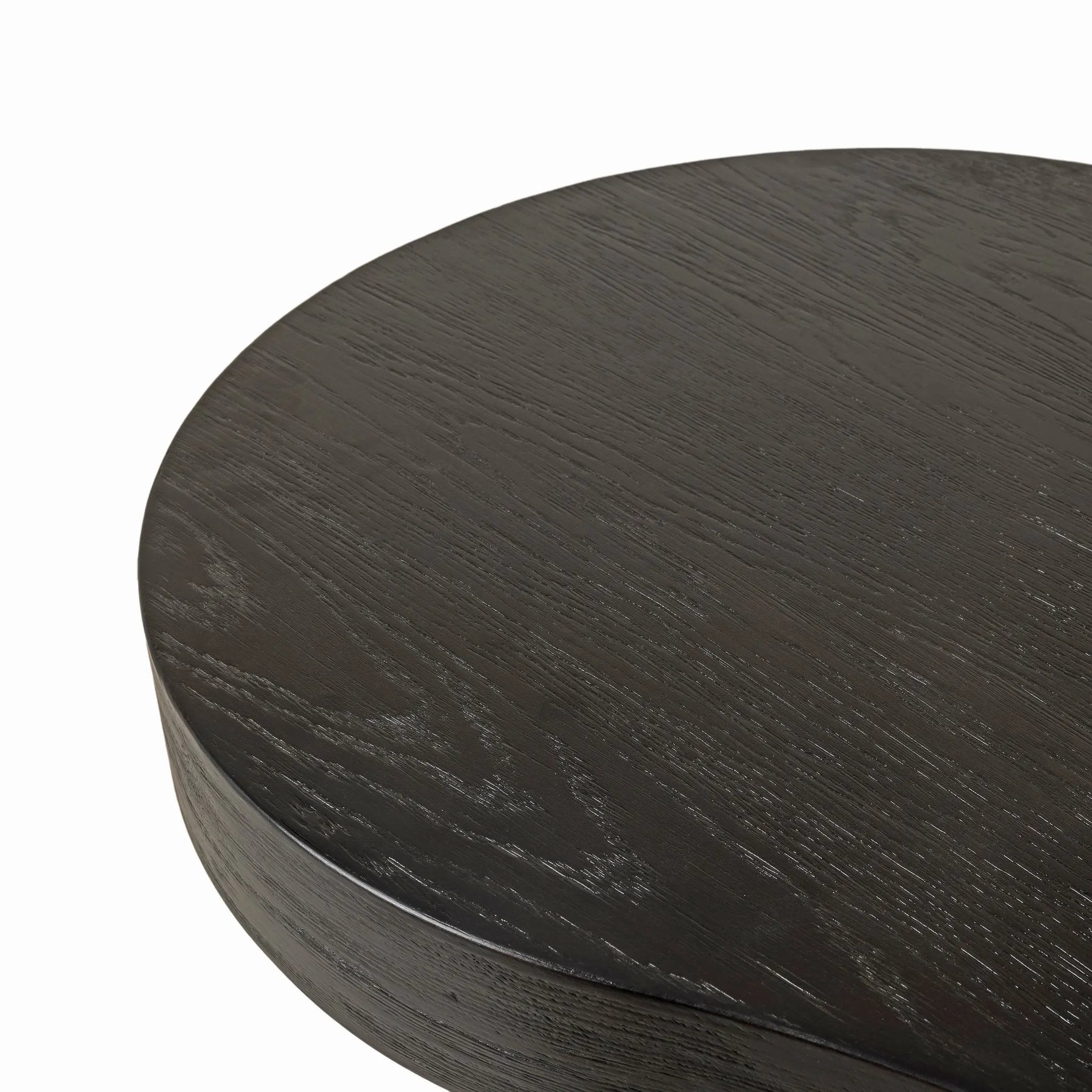 Featuring Leeds Ebony Veneer Desk by Four Hands at Amethyst Home. Substantial cylindrical legs support a kidney-shaped desk crafted in light black-finished oak veneer — a testament to form harmonizing with function.Overall Dimensions: 63.00"w x 31.50"d x 30.00"hWeight : 127.87 lbsMaterials: Oak Veneer. Amethyst Home provides interior design, new home construction design consulting, vintage area rugs, and lighting in the Dallas metro area.