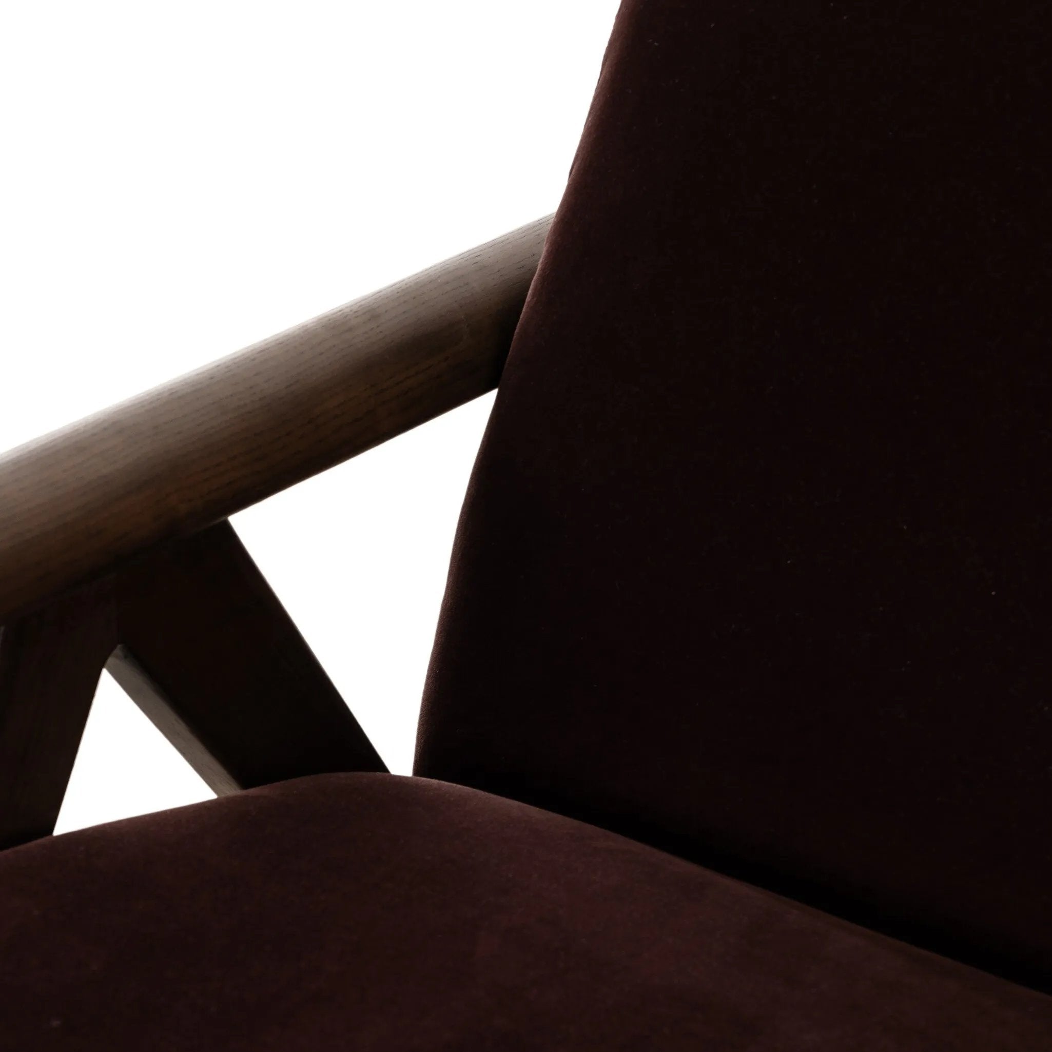 Oranda Round Dining Table 42 Amethyst Home provides interior design, new home construction design consulting, vintage area rugs, and lighting in the Charlotte metro area.