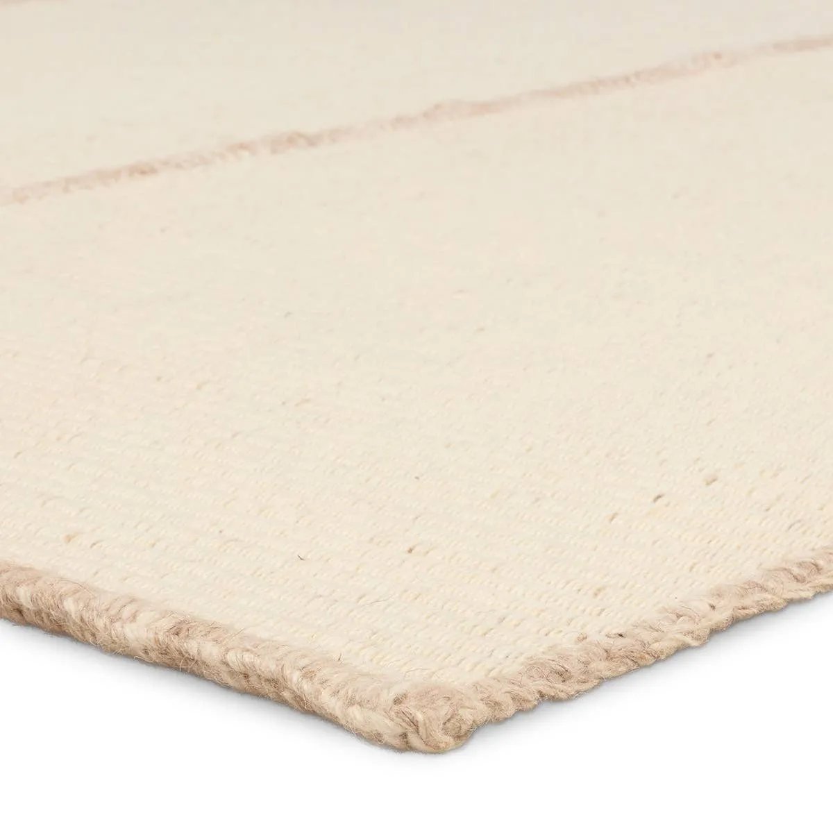 Authentic craftsmanship takes center stage with the Yatra Bayana. Handcrafted with meticulous care, this piece is sewn together in distinct channels, emulating the traditional techniques used by nomadic weavers with looms. Its solid white shade and unique design elements create a contemporary aesthetic that blends seamlessly with modern interiors. Amethyst Home provides interior design, new home construction design consulting, vintage area rugs, and lighting in the Park City metro area.