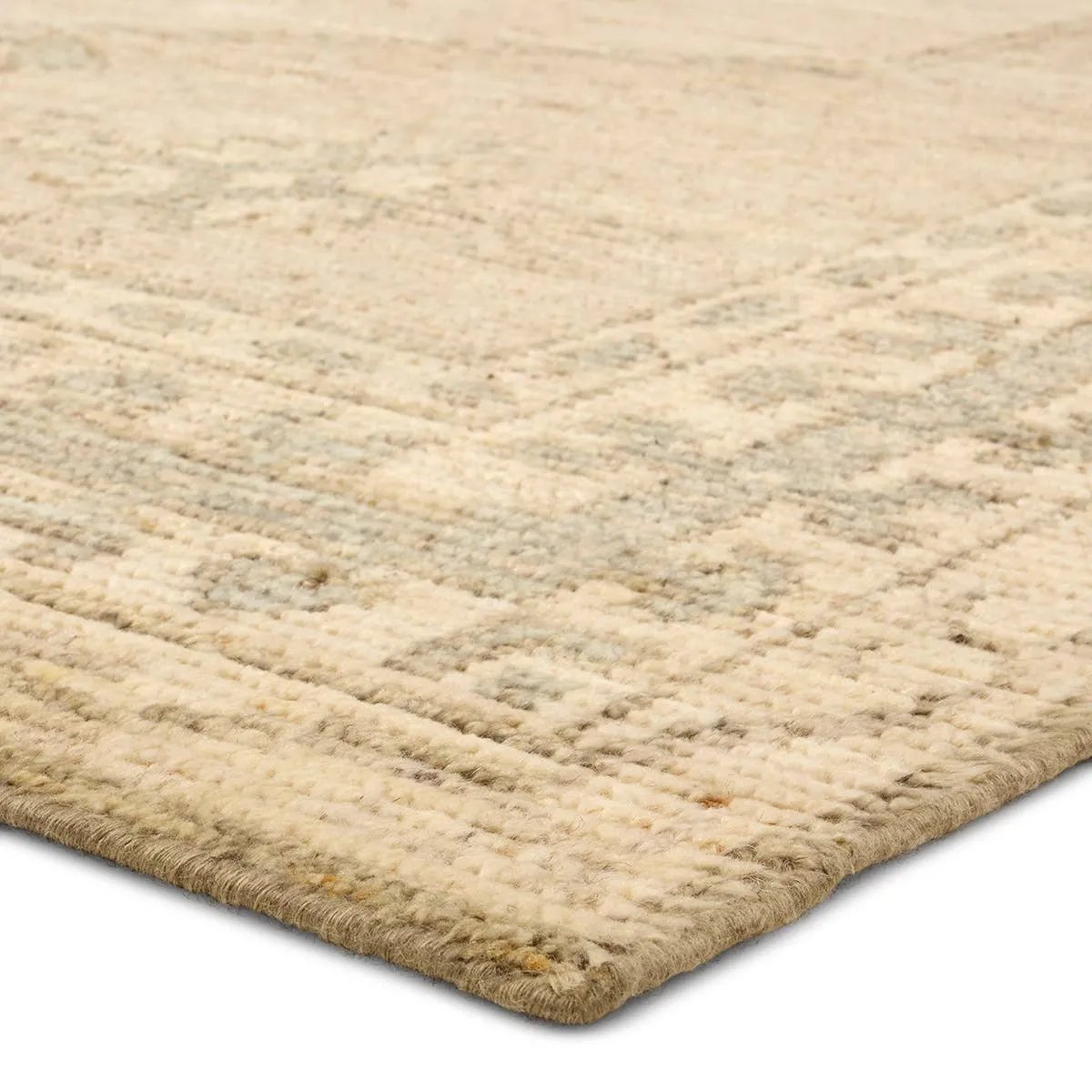 Inspired by beloved Turkish designs, the Sarmak Hakan melds timeless style with lasting durability. Ideal for busy indoor spaces, the Hakan design features an open Turkish pattern paired with hand-knotted craftsmanship ensuring it holds up beautifully over time.Hand Knotte Amethyst Home provides interior design, new home construction design consulting, vintage area rugs, and lighting in the San Diego metro area.