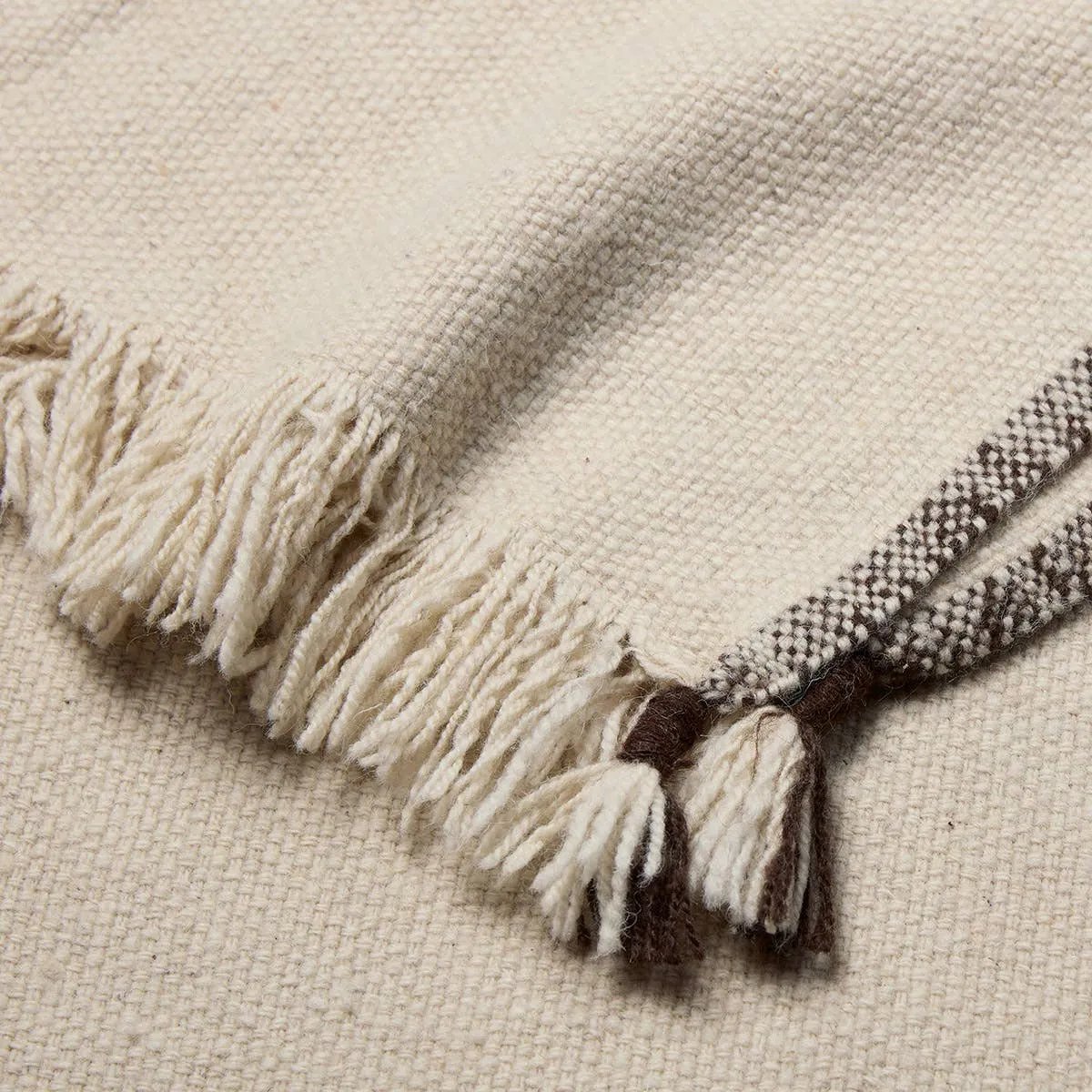 The Neem &amp; Jaipur Living present the Margosa Encare, offering stonewashed and embroidered handcrafted throws, blankets, and bedding expertly crafted of soft cotton and hand-spun wool in India. Amethyst Home provides interior design, new home construction design consulting, vintage area rugs, and lighting in the Monterey metro area.