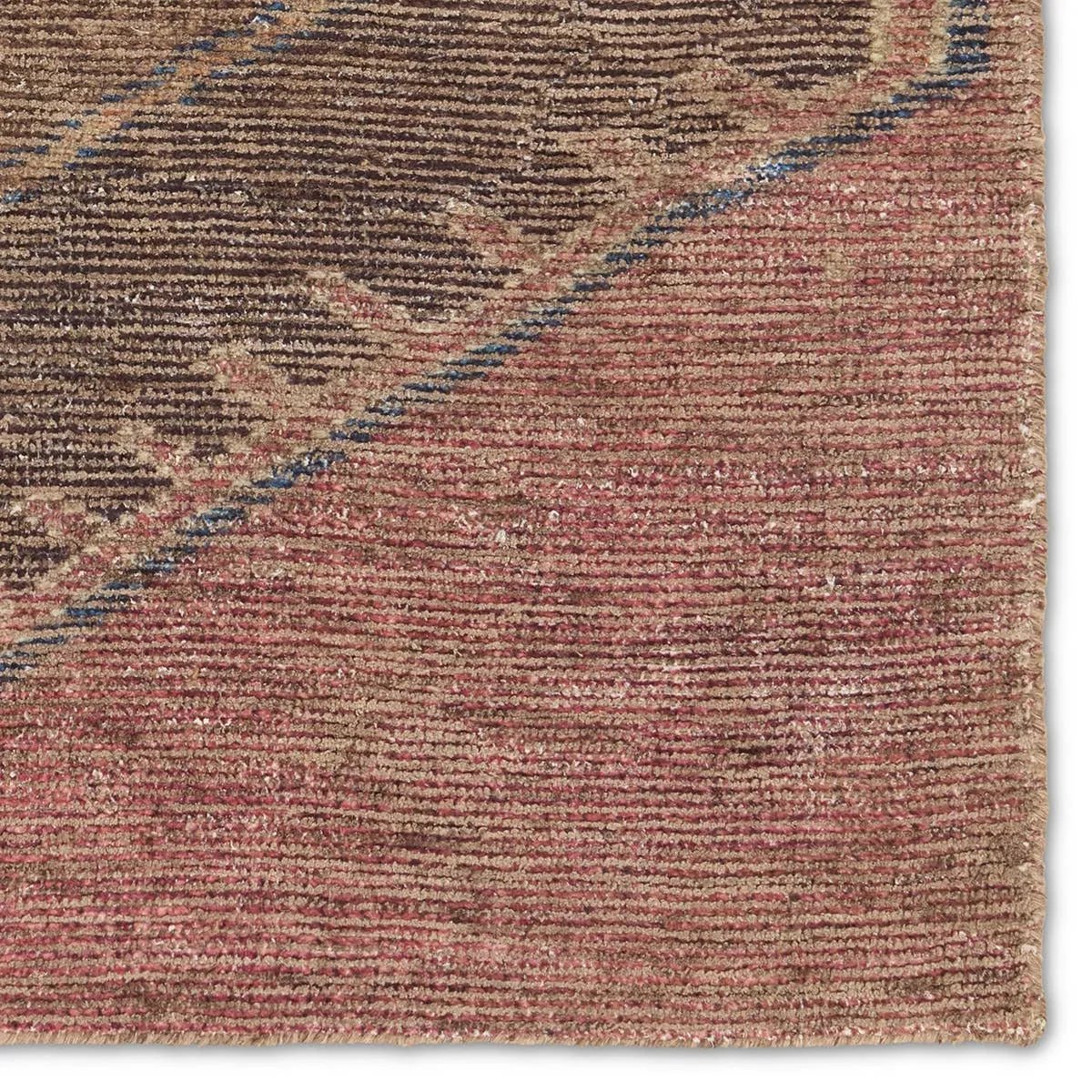 Strike the balance between vintage charm and modern sophistication with the Elaida Wells. A true marvel, this rug harmoniously blends traditional handweaving craftsmanship with the precision of modern printing and tufting techniques. Amethyst Home provides interior design, new home construction design consulting, vintage area rugs, and lighting in the Austin metro area.