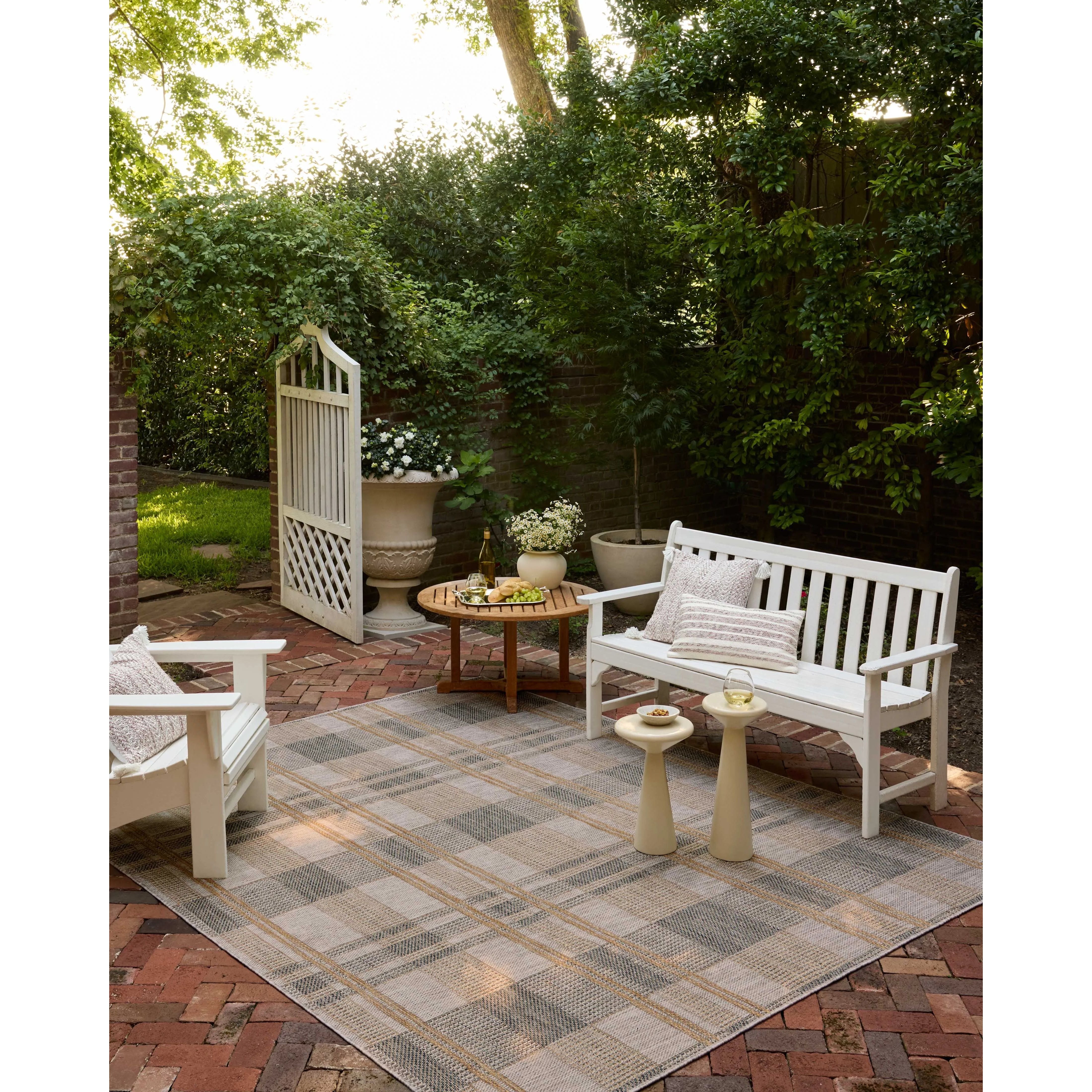 The Birch Collection is a cool-toned area rug with an understated linear design that adds casual structure to contemporary home decor. The rug is power-loomed of durable polyester, an easy-to-clean, no-shed construction for the busiest rooms of the home. Amethyst Home provides interior design, new home construction design consulting, vintage area rugs, and lighting in the Kansas City metro area.
