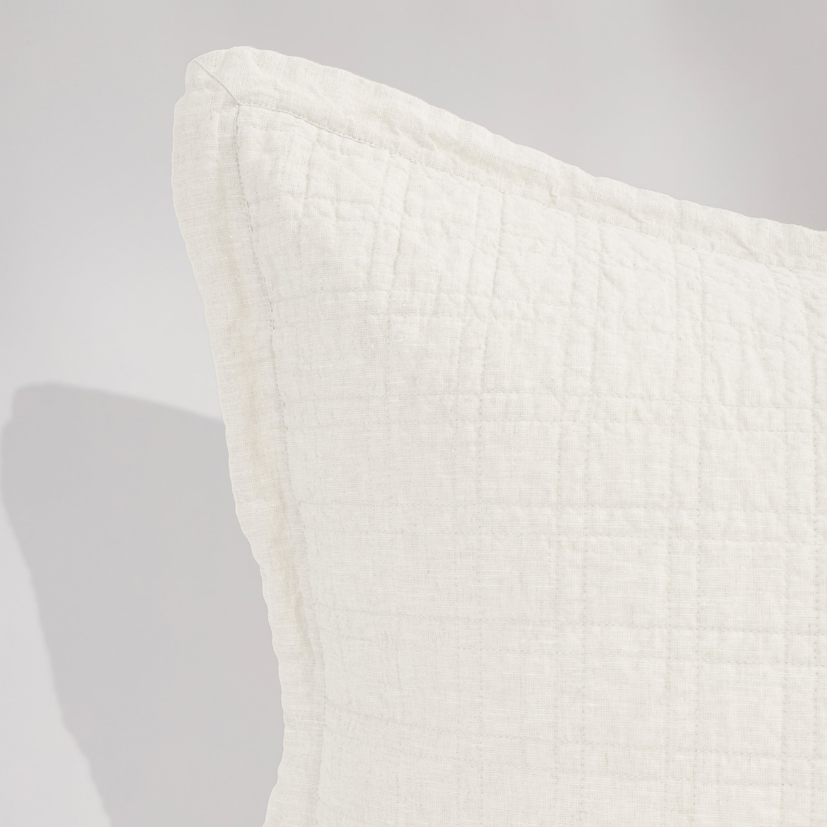 <p>Embrace Natural Luxury with the Owen Linen and Cotton Coverlet Surround yourself with nature’s finest materials. This coverlet is crafted with a 100% linen front and a 100% cotton back and fill, for natural everyday luxury. The breathable soft textiles promote a sense of simplicity and well-being. Leave the hustle of your day behind and drift off to sleep in calming ambiance. Amethyst Home provides interior design, new construction, custom furniture, and area rugs in the Nashville metro area