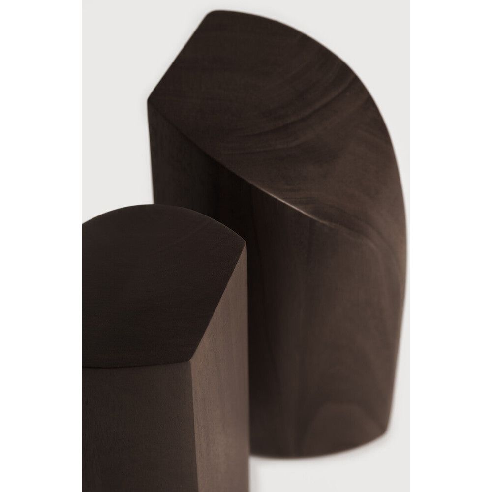 Featuring Pi Mahogany Dark Brown Book Ends by Ethnicraft at Amethyst Home. The PI collection honours nature’s design by keeping the strength, curves and lines, as nature intended. Each PI book end is finished by hand to ensure that the individual character of the wood is respected. Interesting shapes are discovered in this sleek and stylish, polished imperfect, finish. Designed by. Amethyst Home provides interior design, new construction, custom furniture, and area rugs in the Nashville metro area