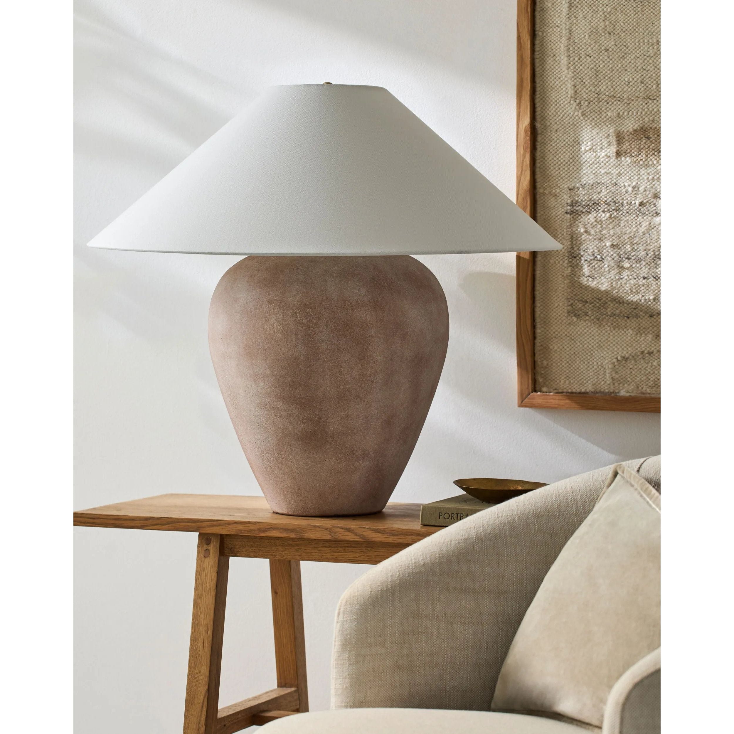 Galey Alix x LIVABLIS Amethyst Home provides interior design, new home construction design consulting, vintage area rugs, and lighting in the Des Moines metro area.