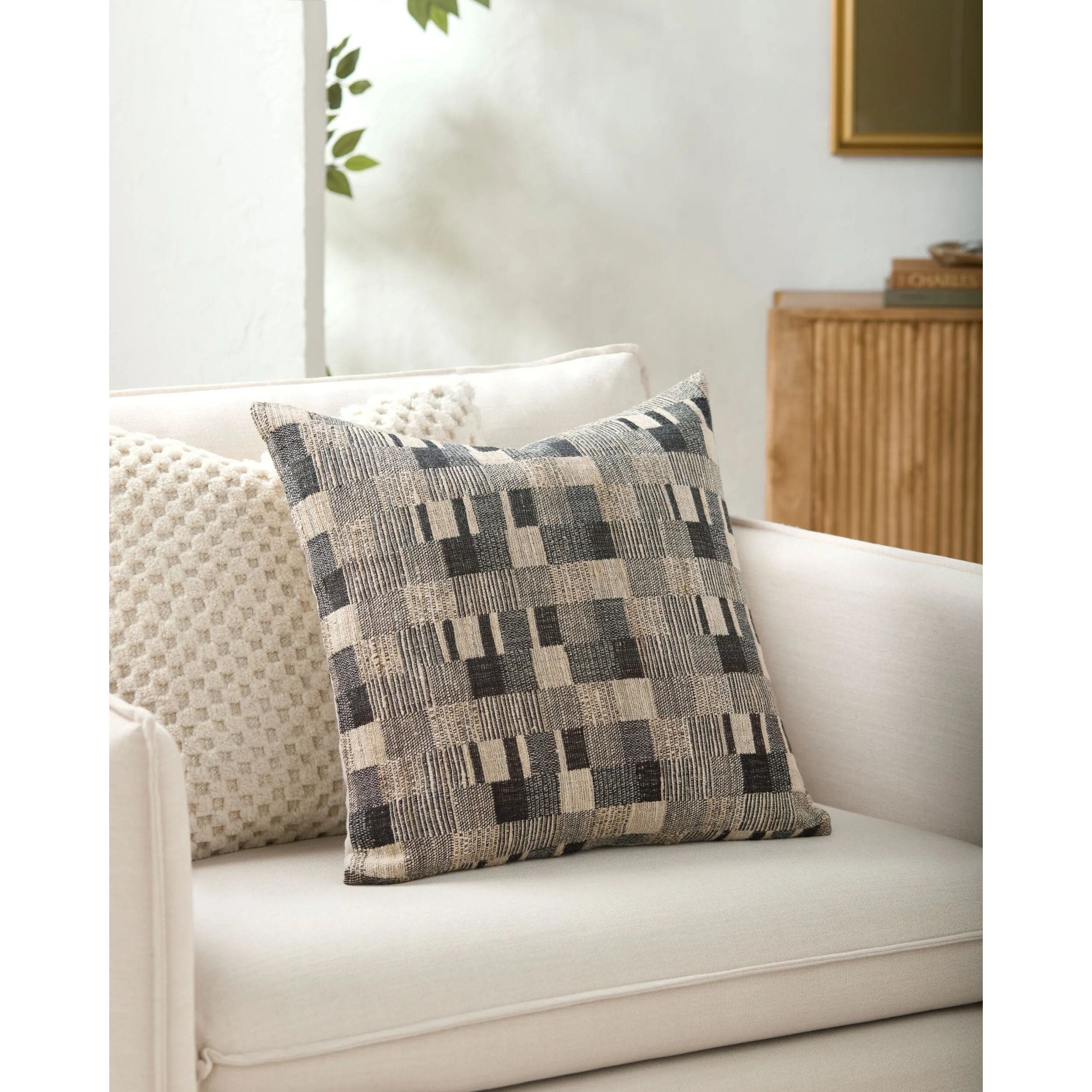 Overall Dimensions Amethyst Home provides interior design, new home construction design consulting, vintage area rugs, and lighting in the Nashville metro area.