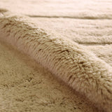 Sarra Solum Ivory / White Rug