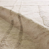 Yamina Omara Ivory / White Rug