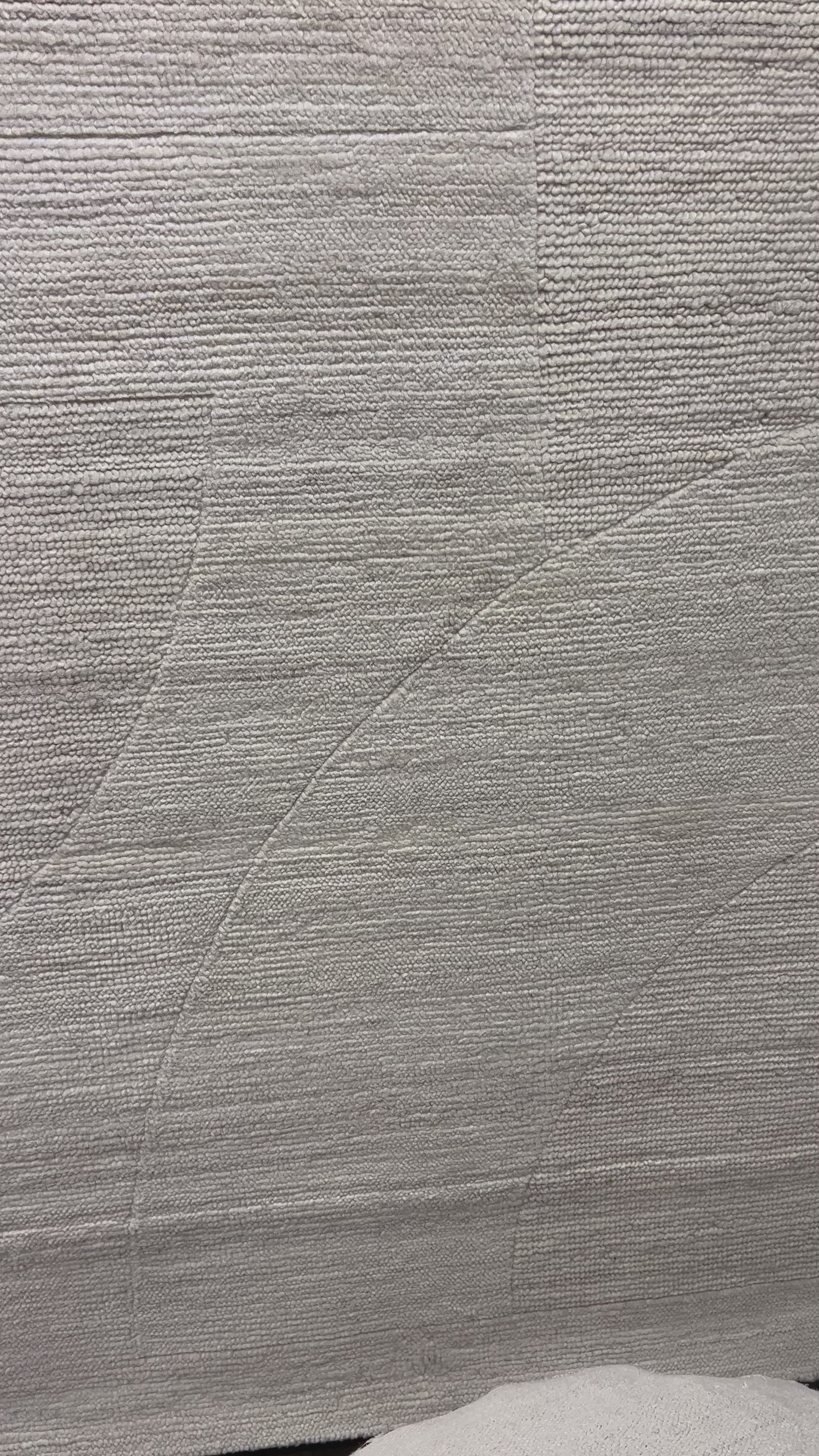 Load video: Elodie Ivory / Oatmeal Hand-Knotted Rug