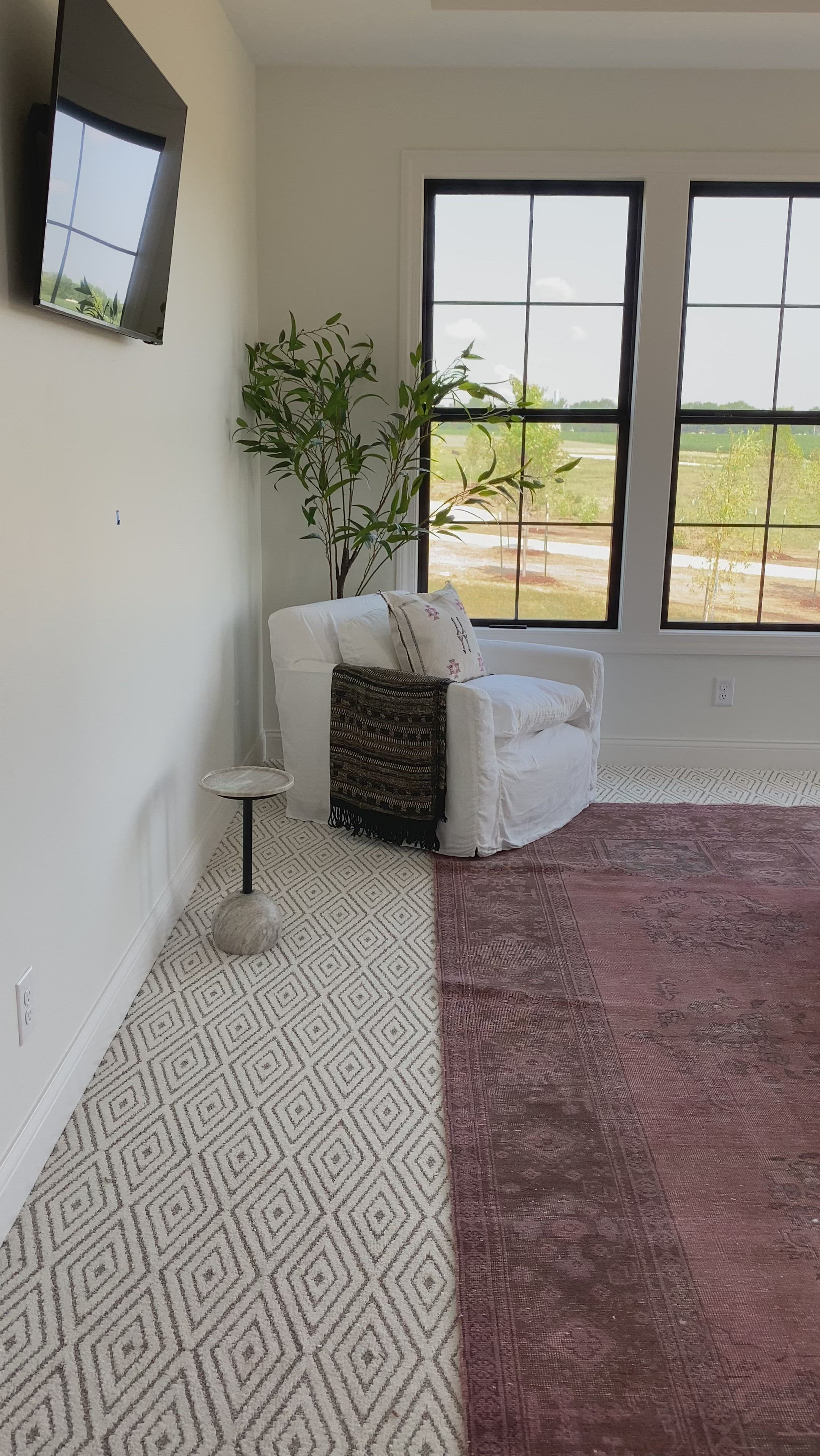 Our Donato Chair from Cisco Brothers is one of our dreamiest seats! This photographed version of the chair was made in a beautifully made white denim of 100% cotton. This chair is equal parts casual and chic. A triple washed down feather cushion feels like a cloud with upholstered support beneath!