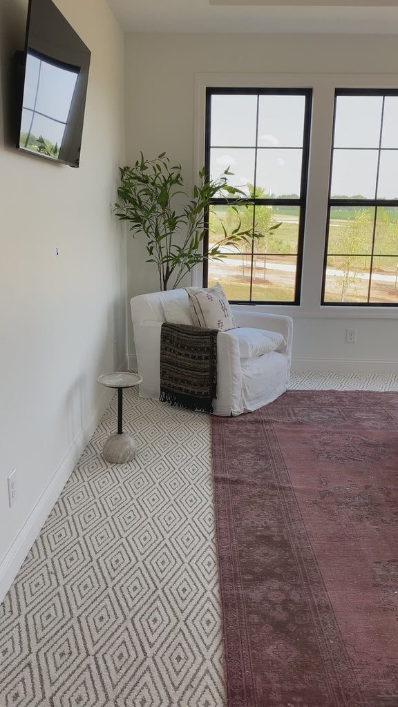 Our Donato Chair from Cisco Brothers is one of our dreamiest seats! This photographed version of the chair was made in a beautifully made white denim of 100% cotton. This chair is equal parts casual and chic. A triple washed down feather cushion feels like a cloud with upholstered support beneath!