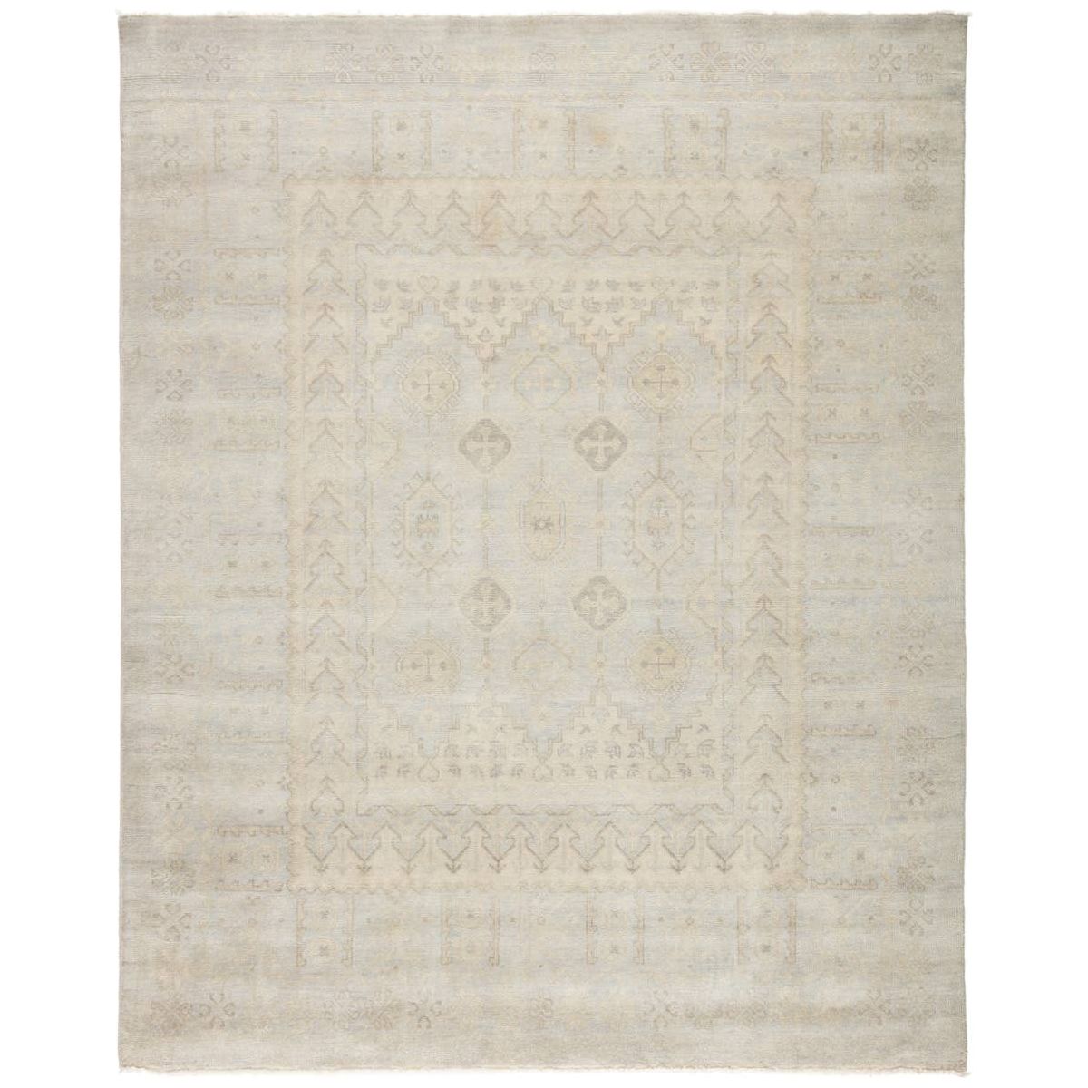 The Eloquent Chival Area Rug by Jaipur Living, or ELQ02, emanates traditional elegance, lending a soft and serene look to transitional homes. The hand-knotted Chival area rug features a washed vintage-inspired design in muted gray and beige tones. Perfect for the bedroom, living room, or other medium traffic areas. 