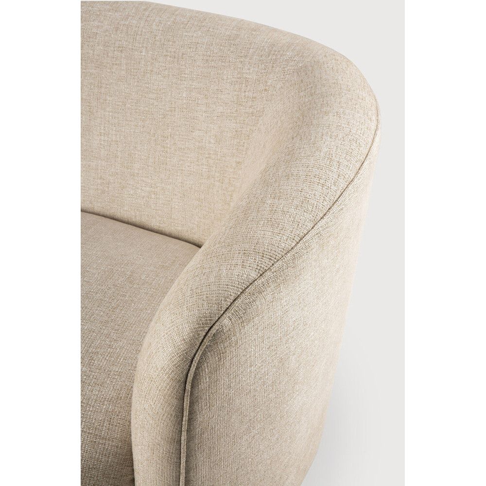 The natural fabric is woven exclusively for Ethnicraft in Belgium. Its coating repels stains, preventing small accidents of life. Available in “oatmeal”, these sophisticated yet simple colors will fit perfectly an urban apartment as well as a country house. To complete the look, mix it with our cushion and throw collection. Amethyst Home provides interior design services, furniture, rugs, and lighting in the Monterey metro area.
