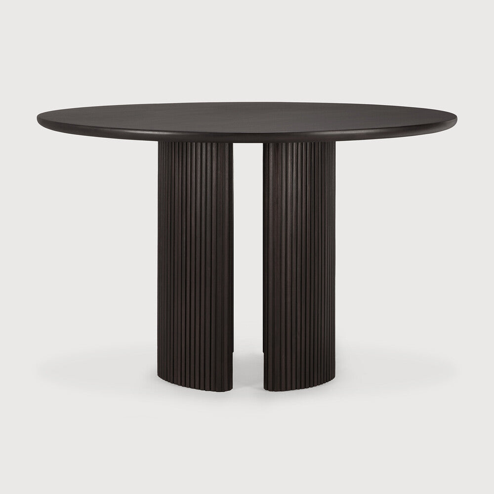Featuring Roller Max Dining Table Round by Ethnicraft at Amethyst Home. The Roller Max collection is remarkable in its design, distinguished with its stacked wood-stick effect. The dining table perfectly melds form with function. Featuring the option of reversable legs that can change the aesthetic to reflect personal style.
Dimensions: 59.5"d x 59.5"w x 30. Amethyst Home provides interior design, new home construction design consulting, vintage area rugs, and lighting in the Park City metro area.
