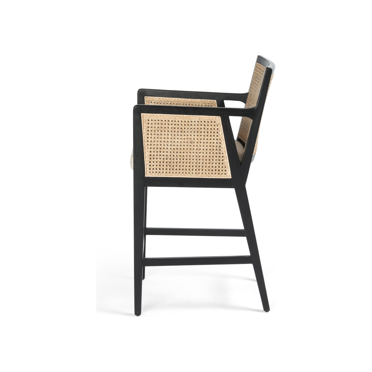 We love the retro look the cane brings to this Antonia Ebony Cane Bar + Counter Stool. A stunning piece to complete a retro aesthetic in any kitchen or bar area. 