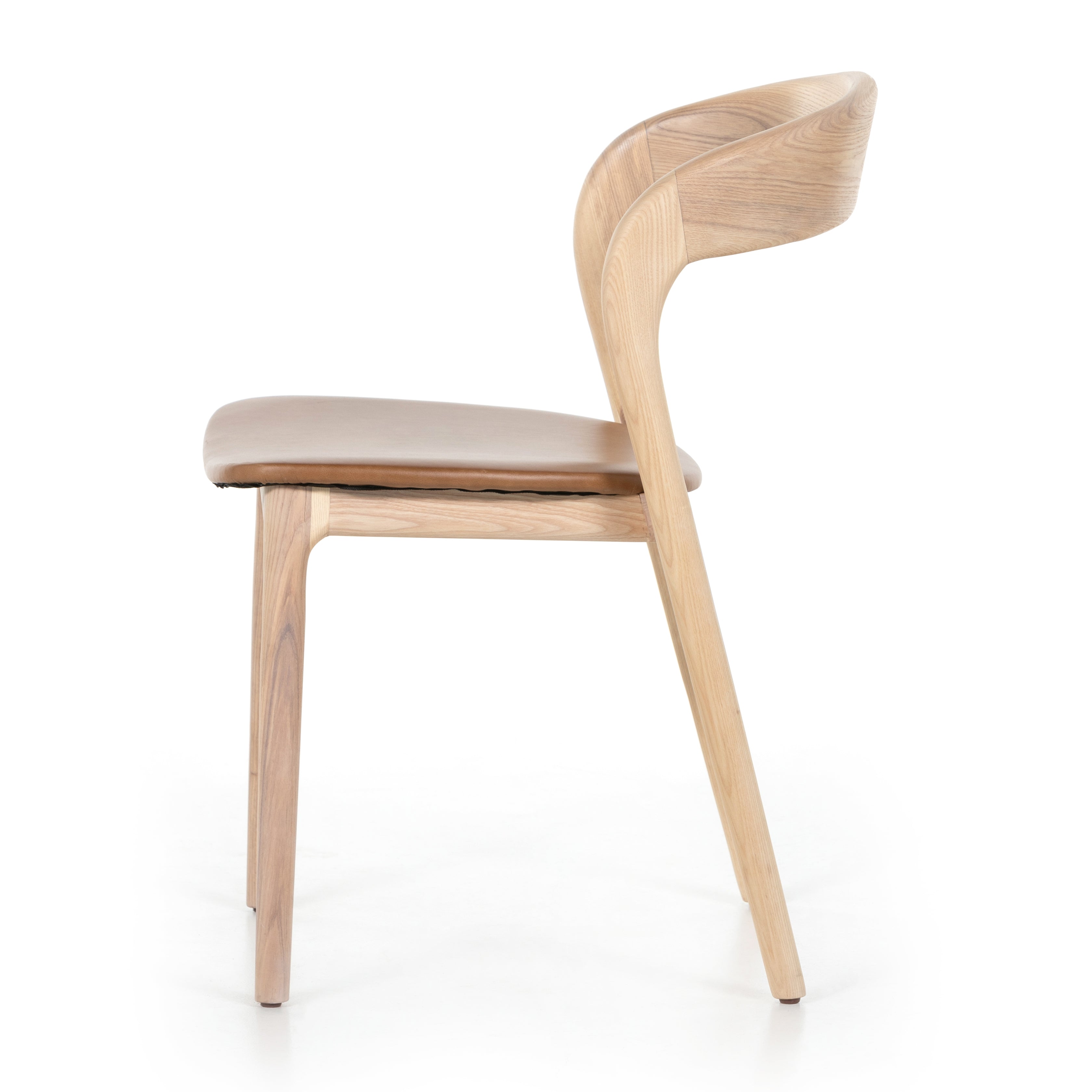Featuring Amare Sonoma Butterscotch Dining Chair by Four Hands at Amethyst Home. Inspired by clean, simple Scandinavian styling, solid ash forms a shapely, open frame for tan top-grain leather seating.
Collection: AllstonColors: Natural ,Sonoma ButterscotchMaterials: Solid Ash ,Top Grain LeatherOverall Dimensions: 19"W x 22"L x 32"H Weight: 12.39 lbsVolume: 6.22 cu ftSeat Depth: 17.. Amethyst Home provides interior design, new construction, custom furniture, and area rugs in the Boston metro area.
